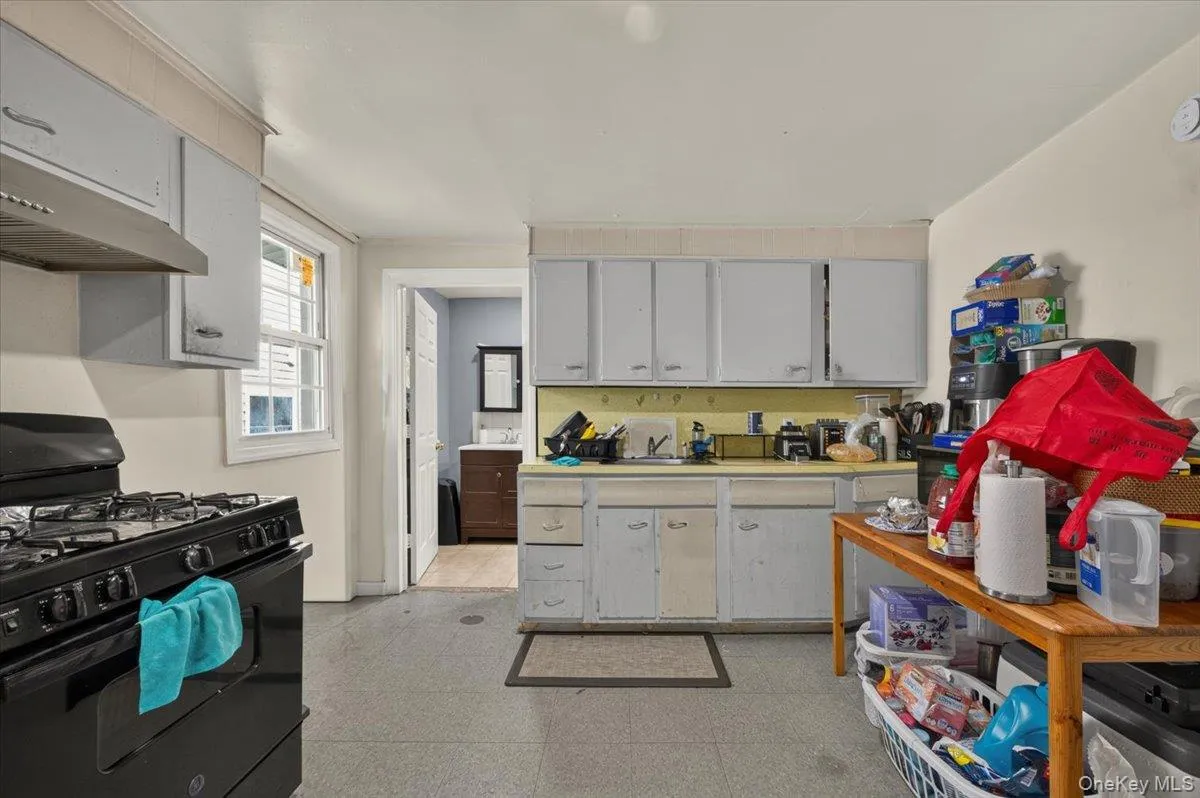 101 11th Street, Huntington, NY, 4 Bedrooms Bedrooms, 7 Rooms Rooms,2 BathroomsBathrooms,Residential,For Rent,11th,0,1038660 101 11th Street, Huntington, NY, 4 Bedrooms Bedrooms, 7 Rooms Rooms,2 BathroomsBathrooms,Residential,For Rent,11th,0,1038660