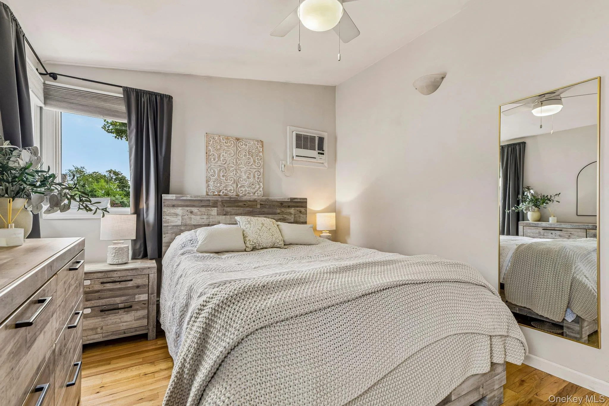 46 Beecher Avenue, Islip, NY, 3 Bedrooms Bedrooms, 6 Rooms Rooms,1 BathroomBathrooms,Residential,For Rent,Beecher,0,1038661 46 Beecher Avenue, Islip, NY, 3 Bedrooms Bedrooms, 6 Rooms Rooms,1 BathroomBathrooms,Residential,For Rent,Beecher,0,1038661