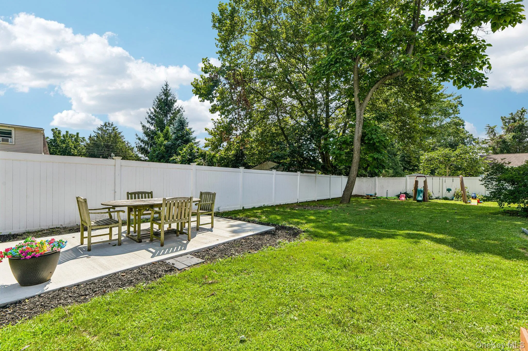 46 Beecher Avenue, Islip, NY, 3 Bedrooms Bedrooms, 6 Rooms Rooms,1 BathroomBathrooms,Residential,For Rent,Beecher,0,1038661 46 Beecher Avenue, Islip, NY, 3 Bedrooms Bedrooms, 6 Rooms Rooms,1 BathroomBathrooms,Residential,For Rent,Beecher,0,1038661