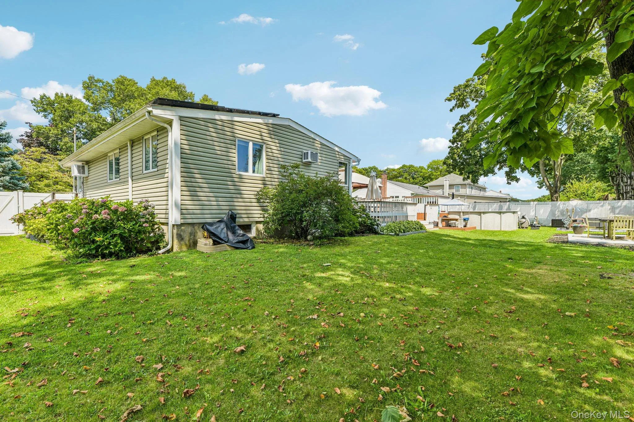 46 Beecher Avenue, Islip, NY, 3 Bedrooms Bedrooms, 6 Rooms Rooms,1 BathroomBathrooms,Residential,For Rent,Beecher,0,1038661 46 Beecher Avenue, Islip, NY, 3 Bedrooms Bedrooms, 6 Rooms Rooms,1 BathroomBathrooms,Residential,For Rent,Beecher,0,1038661