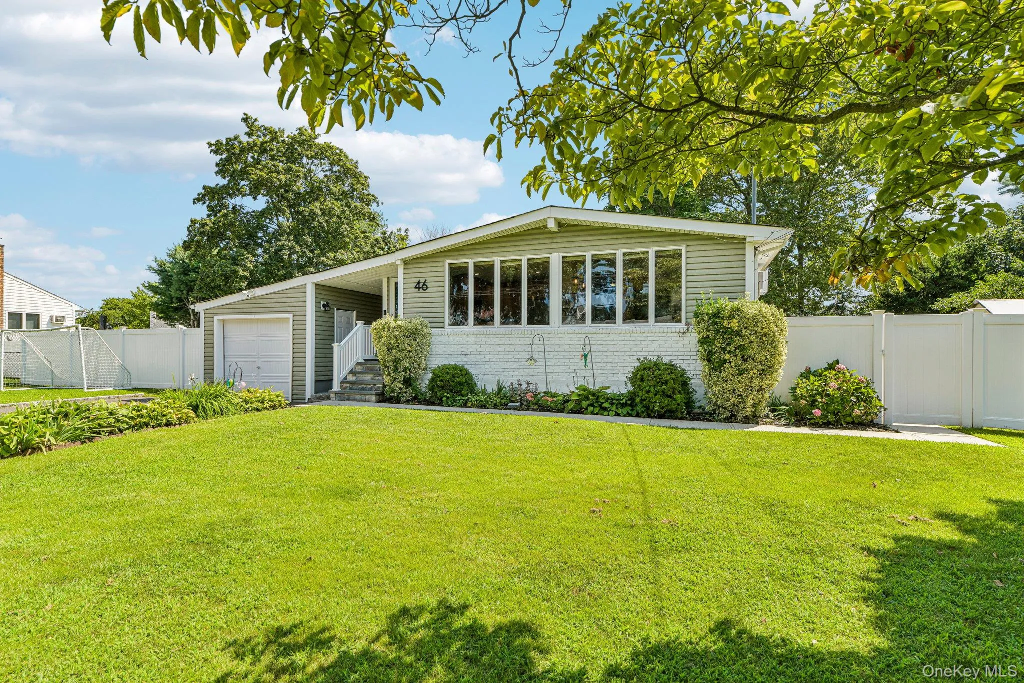 46 Beecher Avenue, Islip, NY, 3 Bedrooms Bedrooms, 6 Rooms Rooms,1 BathroomBathrooms,Residential,For Rent,Beecher,0,1038661 46 Beecher Avenue, Islip, NY, 3 Bedrooms Bedrooms, 6 Rooms Rooms,1 BathroomBathrooms,Residential,For Rent,Beecher,0,1038661