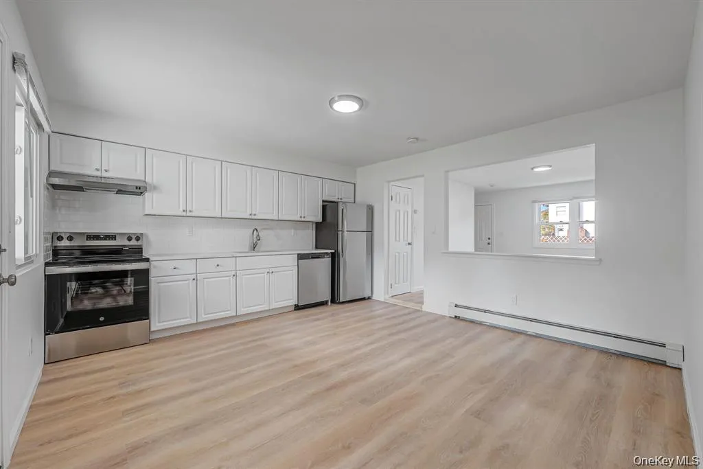 54 Evergreen, West Babylon, NY, 4 Bedrooms Bedrooms, 9 Rooms Rooms,2 BathroomsBathrooms,Residential Lease,For Rent,Evergreen,0,1038662 54 Evergreen, West Babylon, NY, 4 Bedrooms Bedrooms, 9 Rooms Rooms,2 BathroomsBathrooms,Residential Lease,For Rent,Evergreen,0,1038662