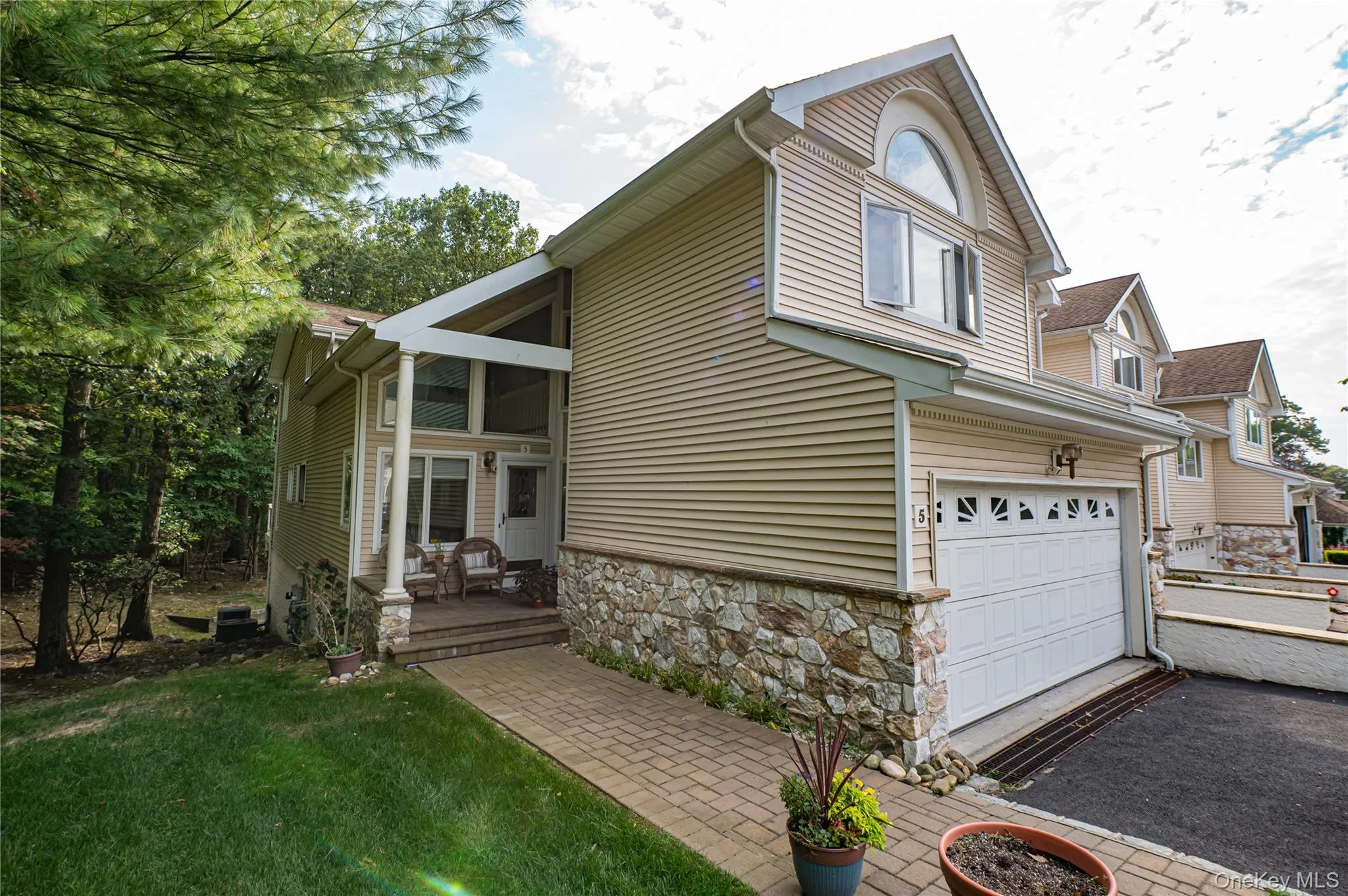 5 Princess Tree Court, Brookhaven, NY, 4 Bedrooms Bedrooms, 14 Rooms Rooms,3 BathroomsBathrooms,Residential,For Rent,Princess Tree,0,1038668 5 Princess Tree Court, Brookhaven, NY, 4 Bedrooms Bedrooms, 14 Rooms Rooms,3 BathroomsBathrooms,Residential,For Rent,Princess Tree,0,1038668