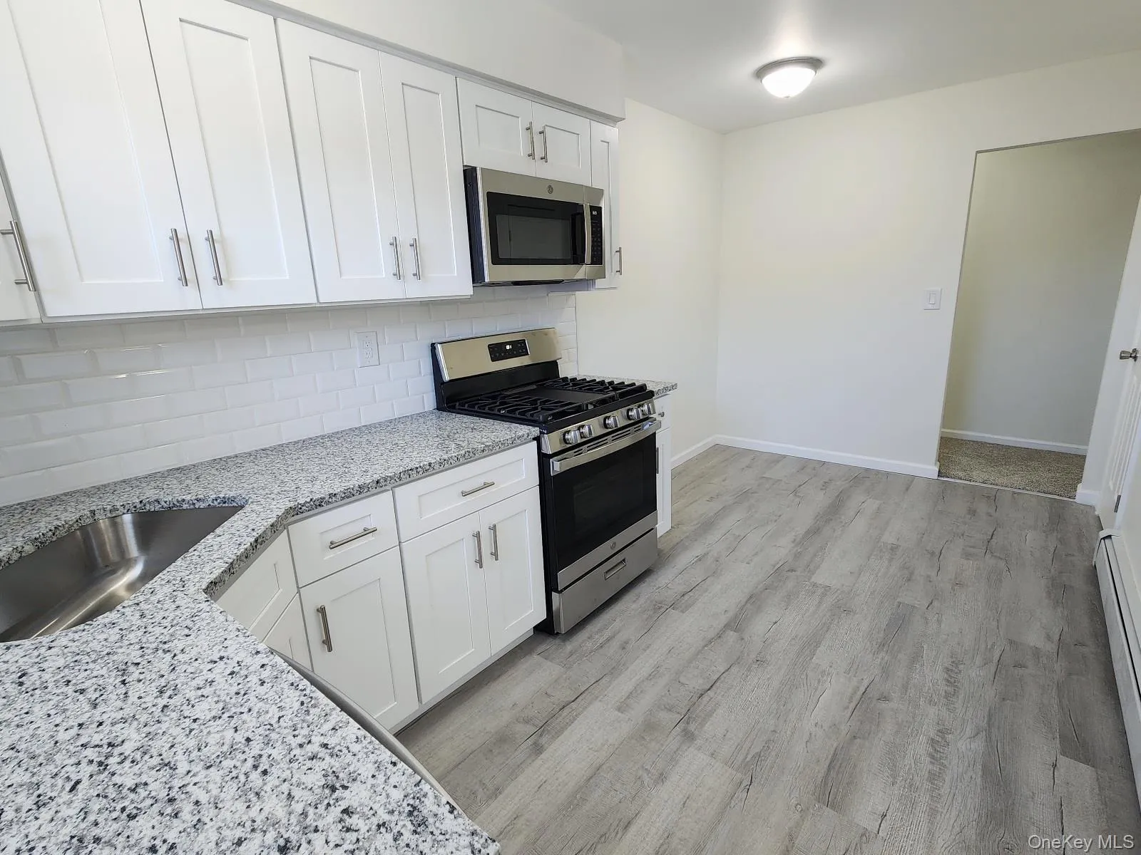 196 Sneden Place, Ramapo, NY, 1 Bedroom Bedrooms, 4 Rooms Rooms,1 BathroomBathrooms,Residential,For Rent,Sneden,0,1038671 196 Sneden Place, Ramapo, NY, 1 Bedroom Bedrooms, 4 Rooms Rooms,1 BathroomBathrooms,Residential,For Rent,Sneden,0,1038671