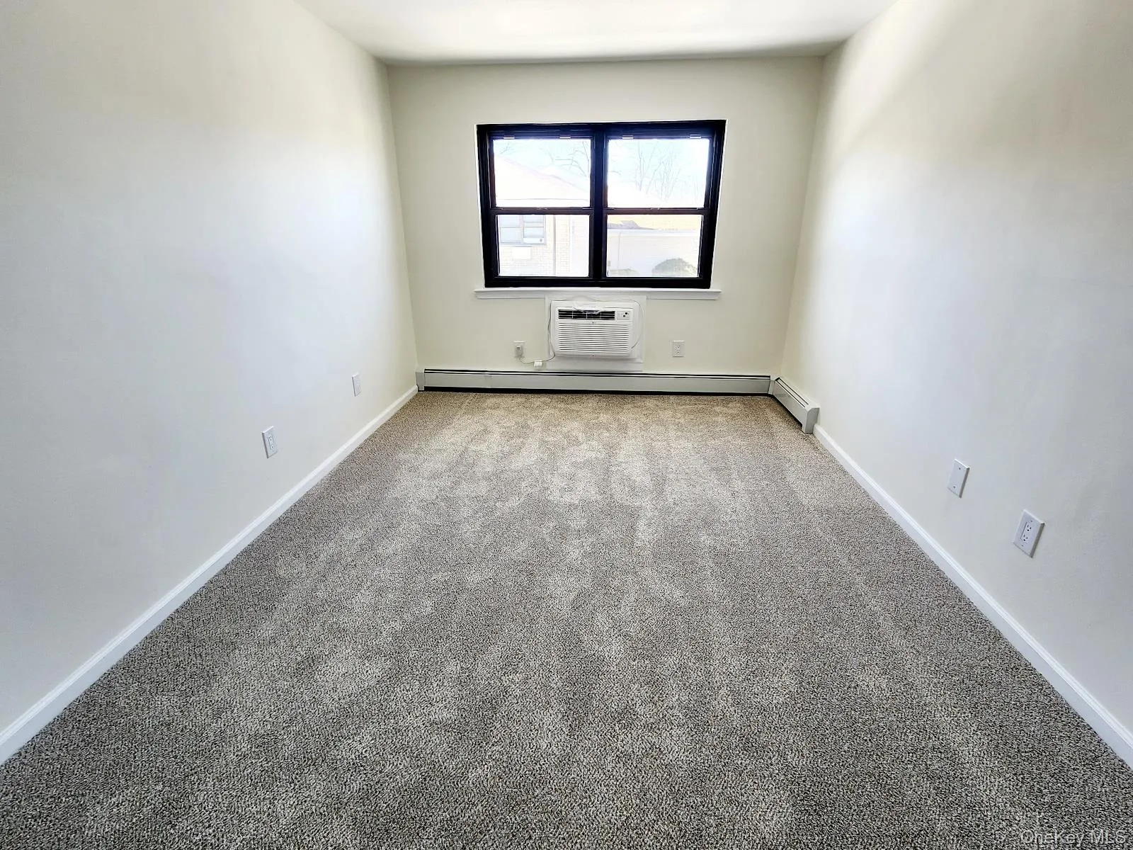 196 Sneden Place, Ramapo, NY, 1 Bedroom Bedrooms, 4 Rooms Rooms,1 BathroomBathrooms,Residential,For Rent,Sneden,0,1038671 196 Sneden Place, Ramapo, NY, 1 Bedroom Bedrooms, 4 Rooms Rooms,1 BathroomBathrooms,Residential,For Rent,Sneden,0,1038671