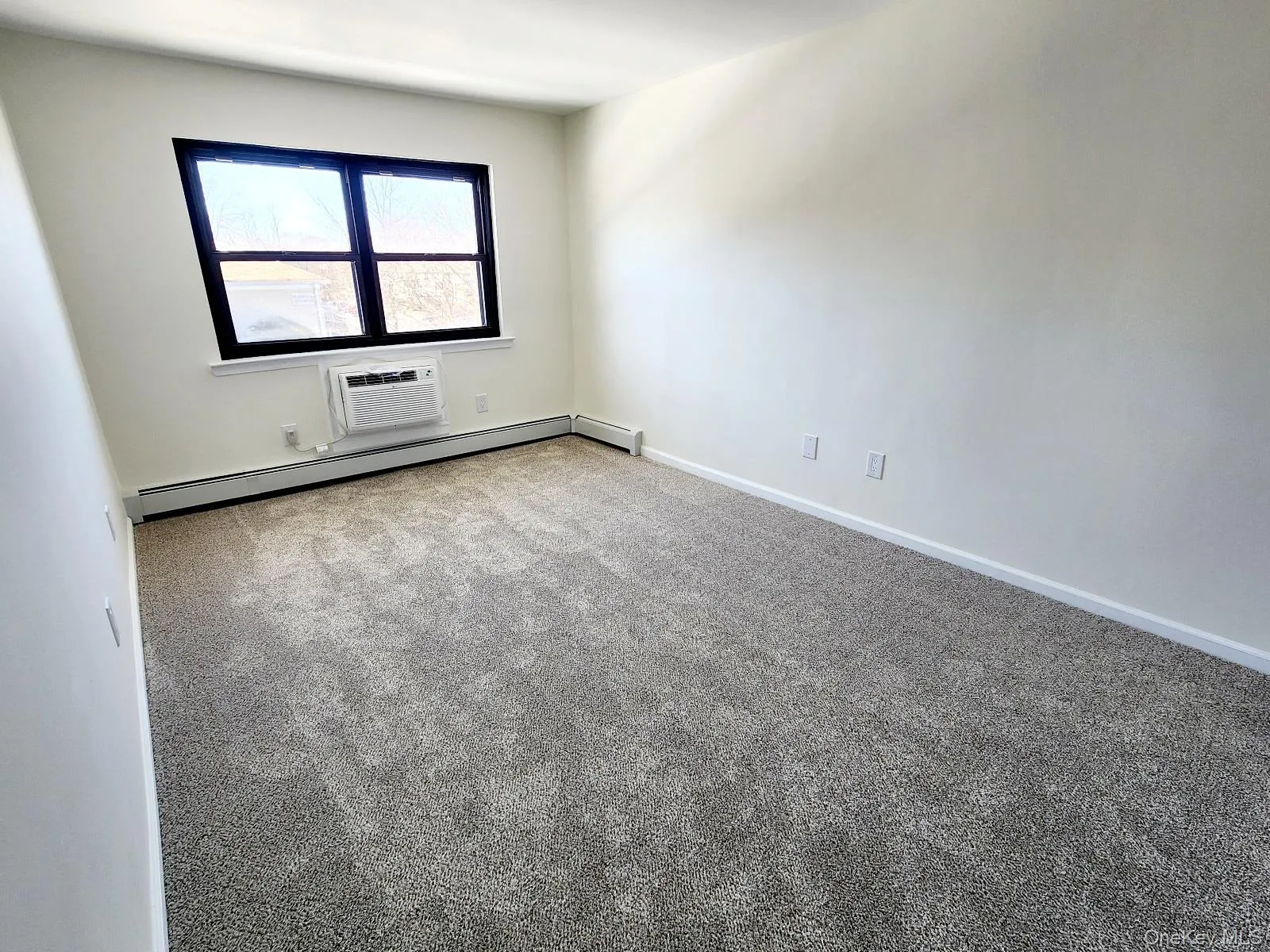 196 Sneden Place, Ramapo, NY, 1 Bedroom Bedrooms, 4 Rooms Rooms,1 BathroomBathrooms,Residential,For Rent,Sneden,0,1038671 196 Sneden Place, Ramapo, NY, 1 Bedroom Bedrooms, 4 Rooms Rooms,1 BathroomBathrooms,Residential,For Rent,Sneden,0,1038671