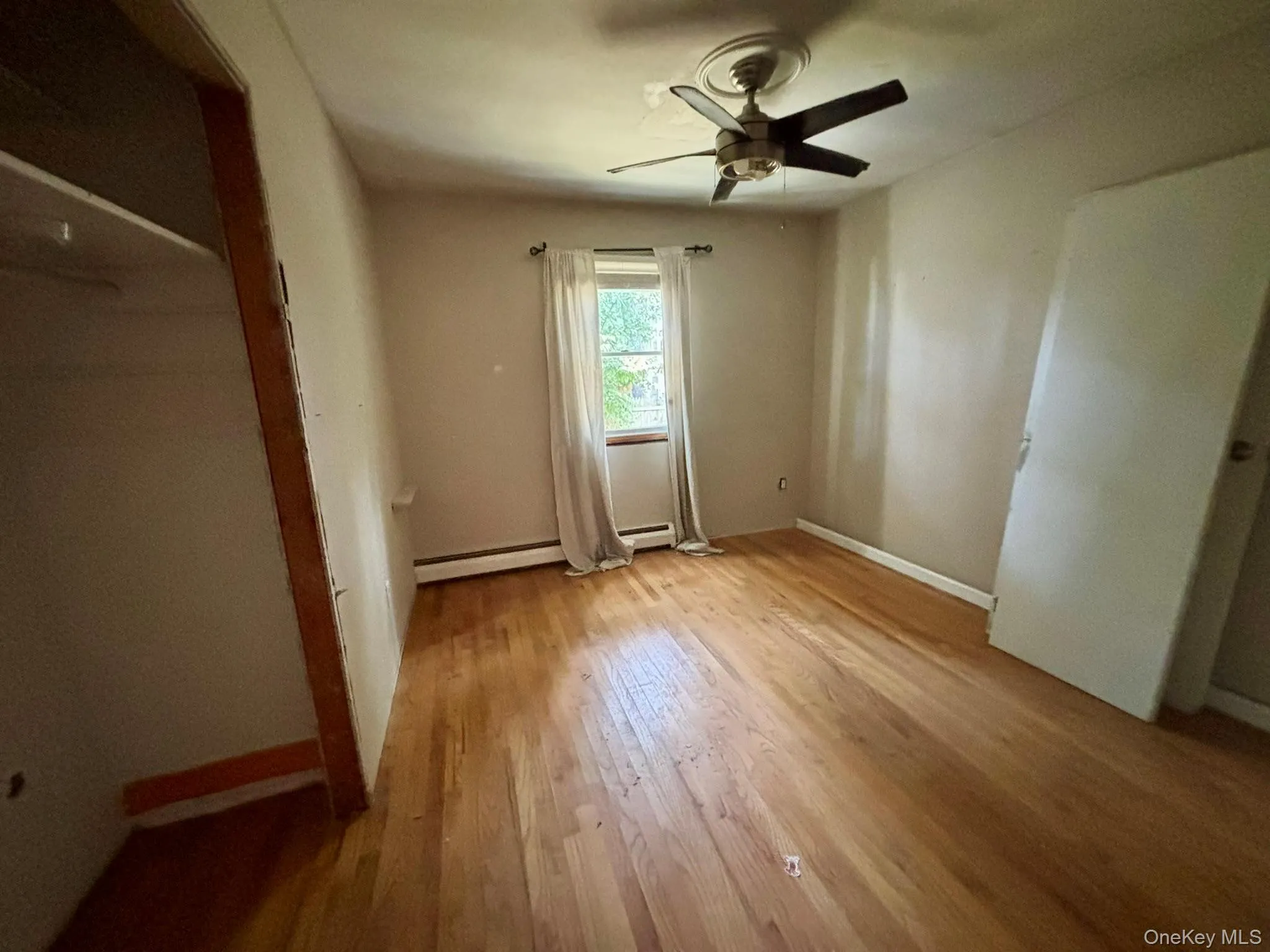 14 New Street, Islip, NY, 6 Bedrooms Bedrooms, 14 Rooms Rooms,3 BathroomsBathrooms,Residential,For Rent,New,0,1038672 14 New Street, Islip, NY, 6 Bedrooms Bedrooms, 14 Rooms Rooms,3 BathroomsBathrooms,Residential,For Rent,New,0,1038672