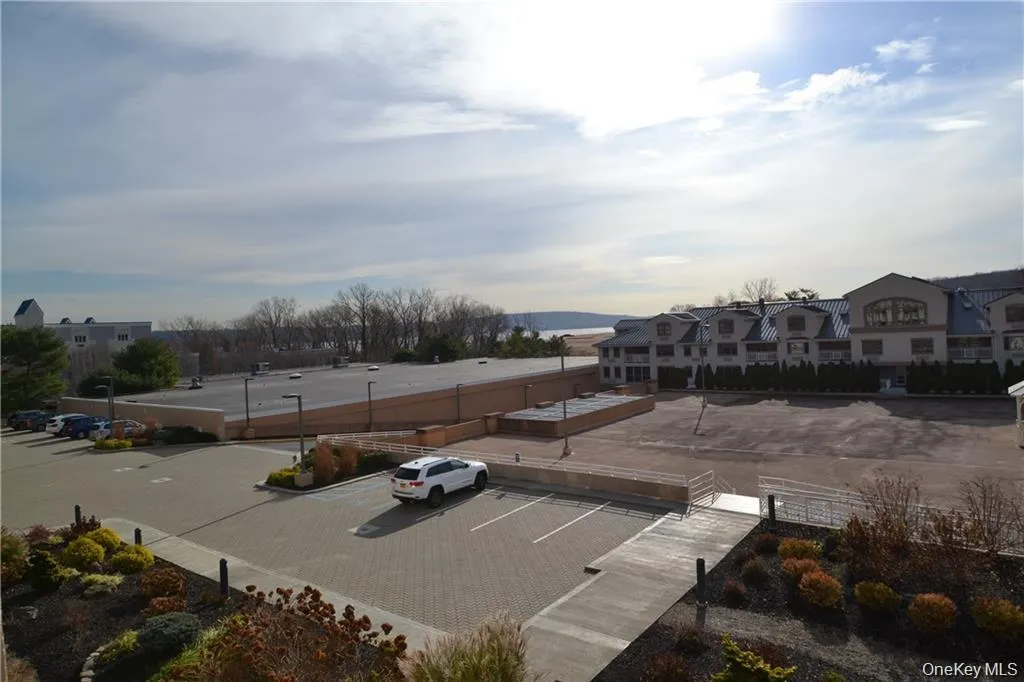 318 Harbor Cove, Orangetown, NY, 2 Bedrooms Bedrooms, 4 Rooms Rooms,2 BathroomsBathrooms,Residential,For Rent,Harbor Cove,0,1038675 318 Harbor Cove, Orangetown, NY, 2 Bedrooms Bedrooms, 4 Rooms Rooms,2 BathroomsBathrooms,Residential,For Rent,Harbor Cove,0,1038675