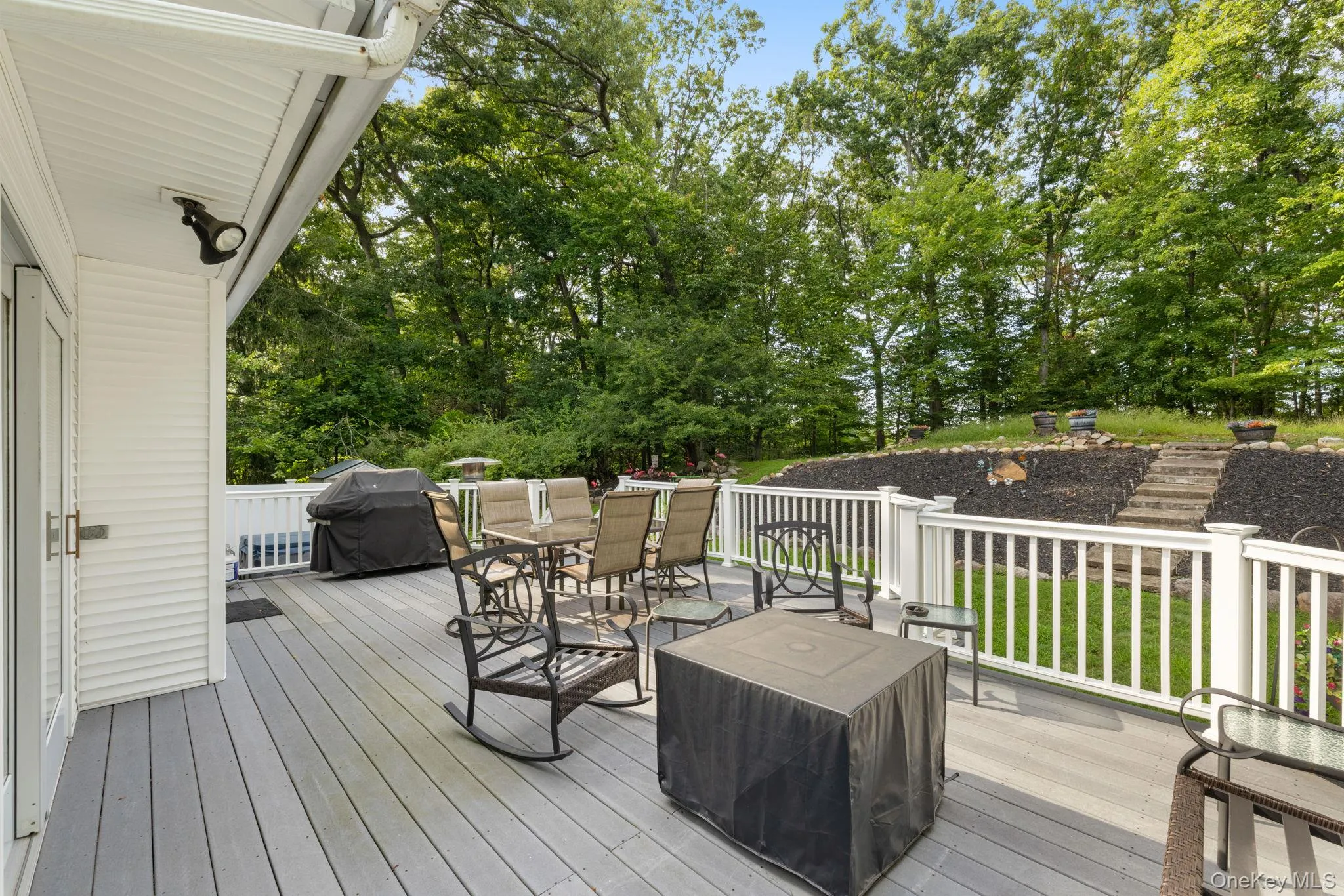 7 Windmill Lane, Clarkstown, NY, 3 Bedrooms Bedrooms, 9 Rooms Rooms,2 BathroomsBathrooms,Residential,For Rent,Windmill,0,1038676 7 Windmill Lane, Clarkstown, NY, 3 Bedrooms Bedrooms, 9 Rooms Rooms,2 BathroomsBathrooms,Residential,For Rent,Windmill,0,1038676