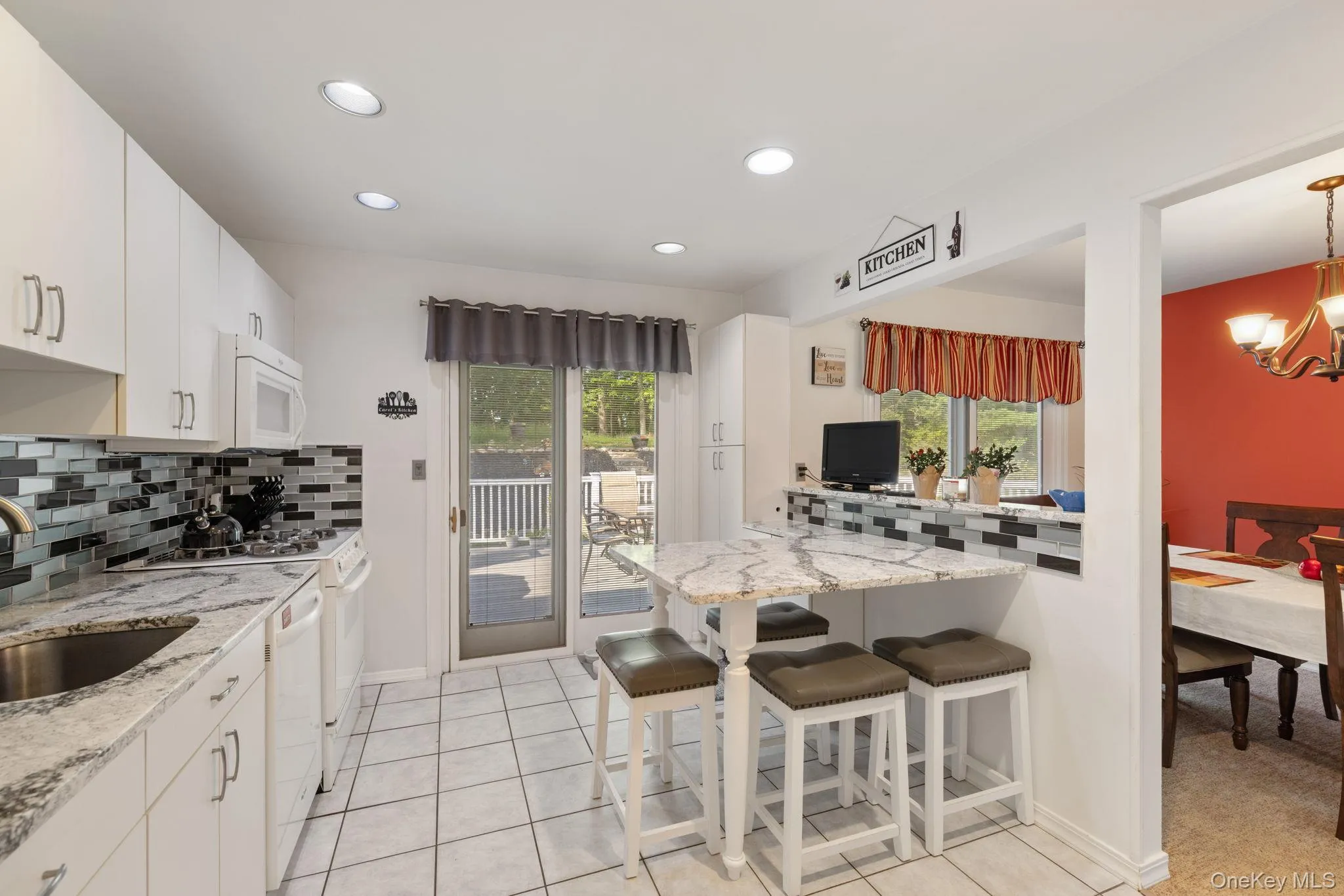 7 Windmill Lane, Clarkstown, NY, 3 Bedrooms Bedrooms, 9 Rooms Rooms,2 BathroomsBathrooms,Residential,For Rent,Windmill,0,1038676 7 Windmill Lane, Clarkstown, NY, 3 Bedrooms Bedrooms, 9 Rooms Rooms,2 BathroomsBathrooms,Residential,For Rent,Windmill,0,1038676