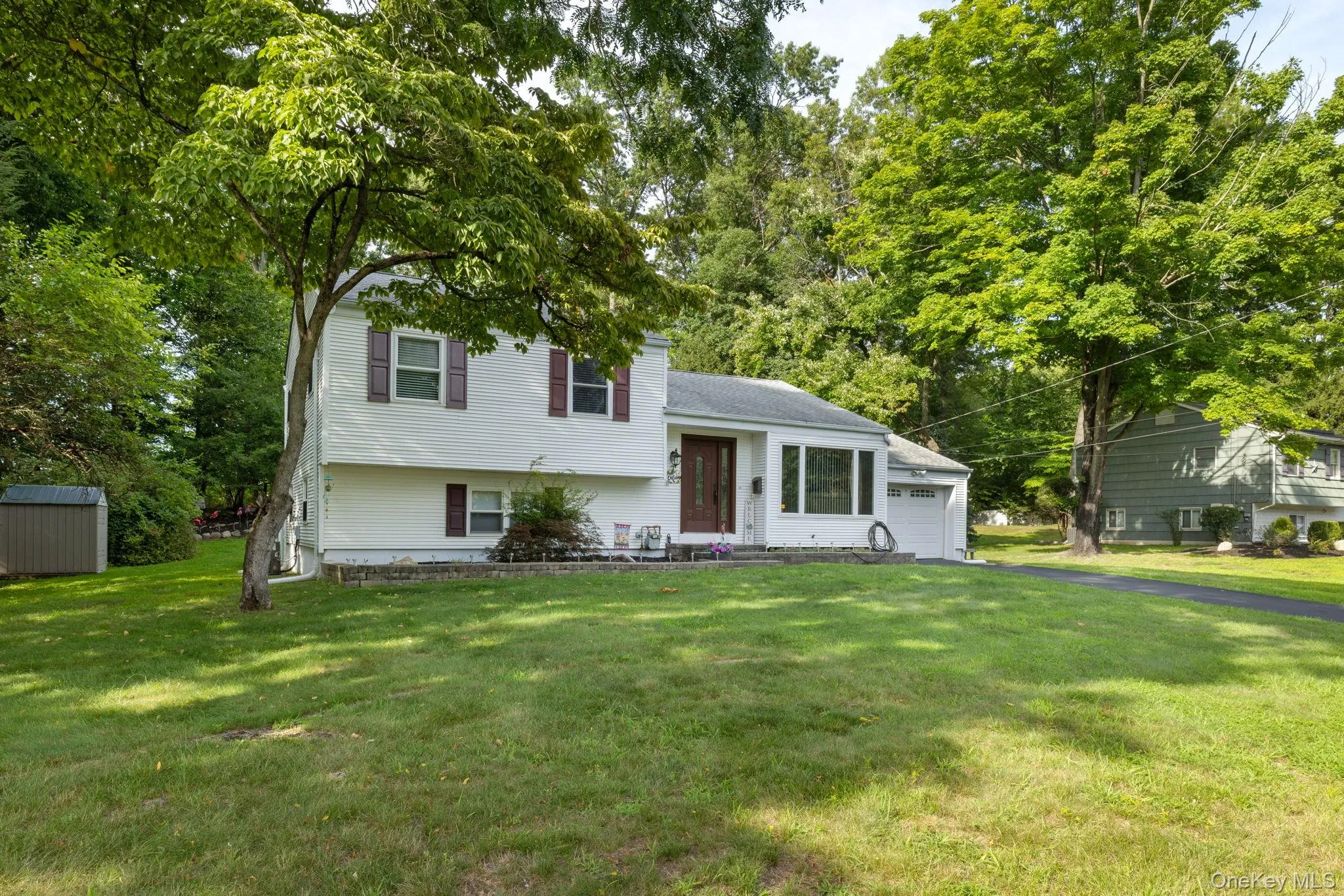 7 Windmill Lane, Clarkstown, NY, 3 Bedrooms Bedrooms, 9 Rooms Rooms,2 BathroomsBathrooms,Residential,For Rent,Windmill,0,1038676 7 Windmill Lane, Clarkstown, NY, 3 Bedrooms Bedrooms, 9 Rooms Rooms,2 BathroomsBathrooms,Residential,For Rent,Windmill,0,1038676