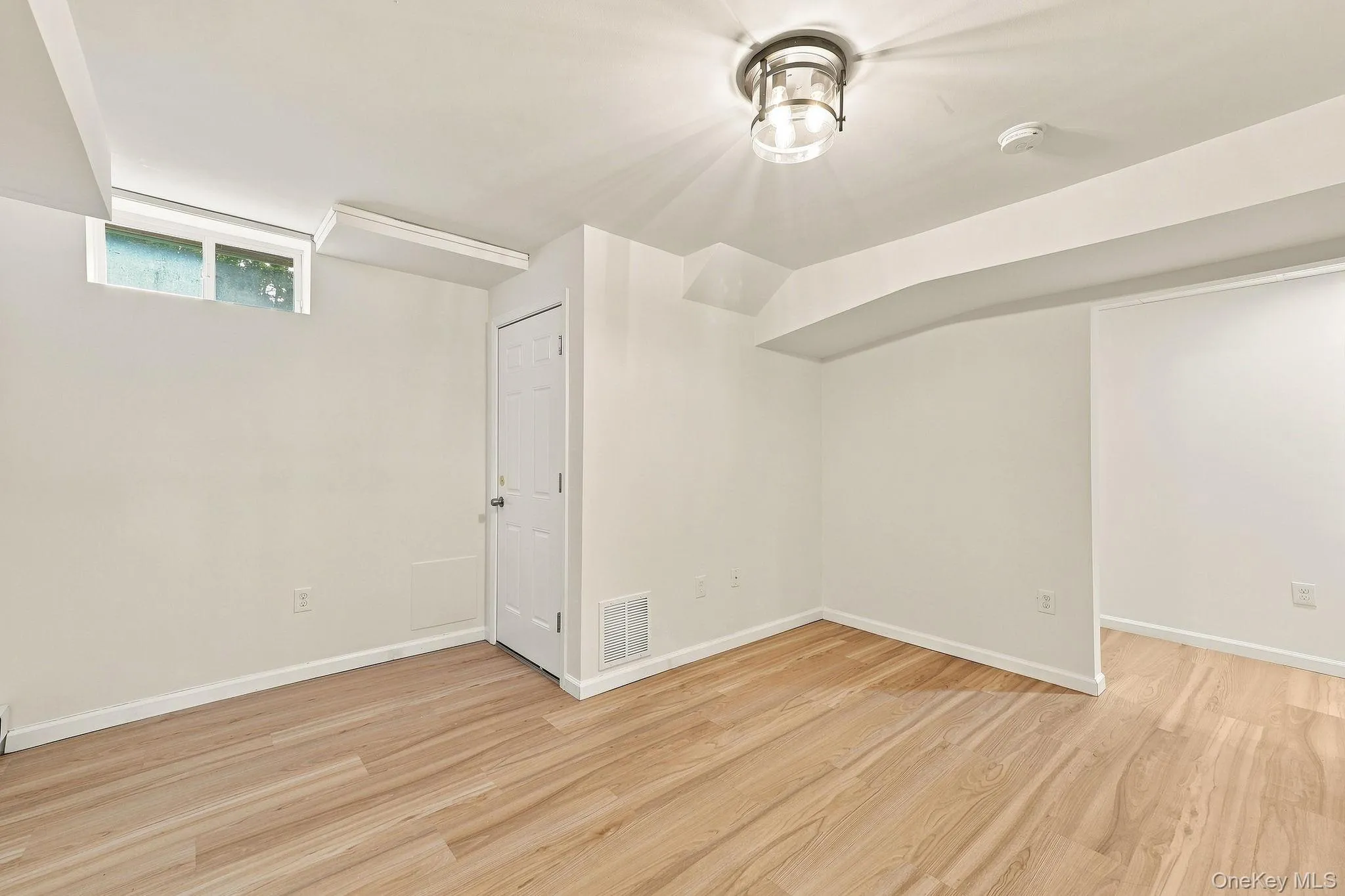 32 Red Oaks Mill Road, La Grange, NY, 3 Bedrooms Bedrooms, 9 Rooms Rooms,2 BathroomsBathrooms,Residential,For Rent,Red Oaks Mill,0,1038677 32 Red Oaks Mill Road, La Grange, NY, 3 Bedrooms Bedrooms, 9 Rooms Rooms,2 BathroomsBathrooms,Residential,For Rent,Red Oaks Mill,0,1038677