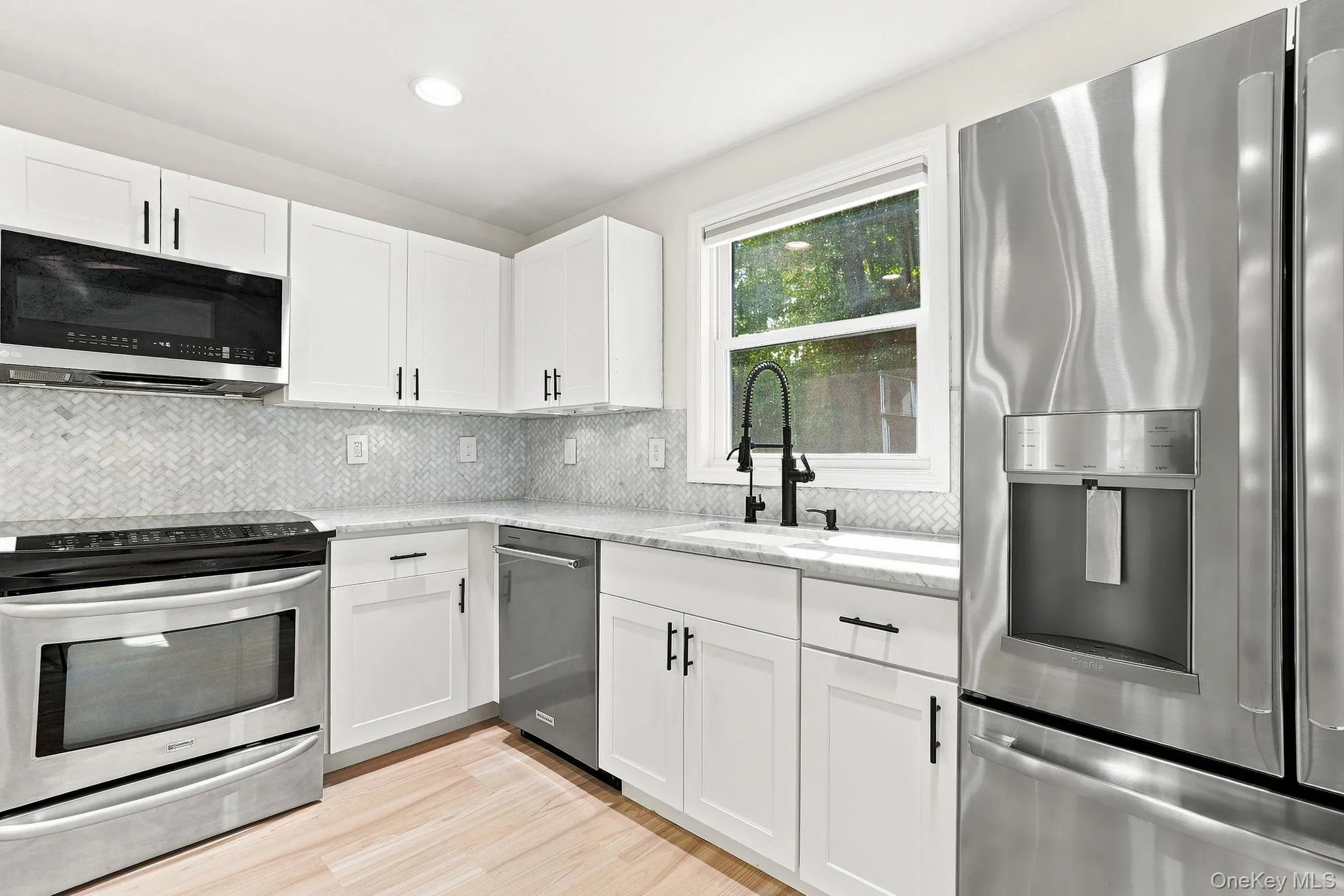 32 Red Oaks Mill Road, La Grange, NY, 3 Bedrooms Bedrooms, 9 Rooms Rooms,2 BathroomsBathrooms,Residential,For Rent,Red Oaks Mill,0,1038677 32 Red Oaks Mill Road, La Grange, NY, 3 Bedrooms Bedrooms, 9 Rooms Rooms,2 BathroomsBathrooms,Residential,For Rent,Red Oaks Mill,0,1038677