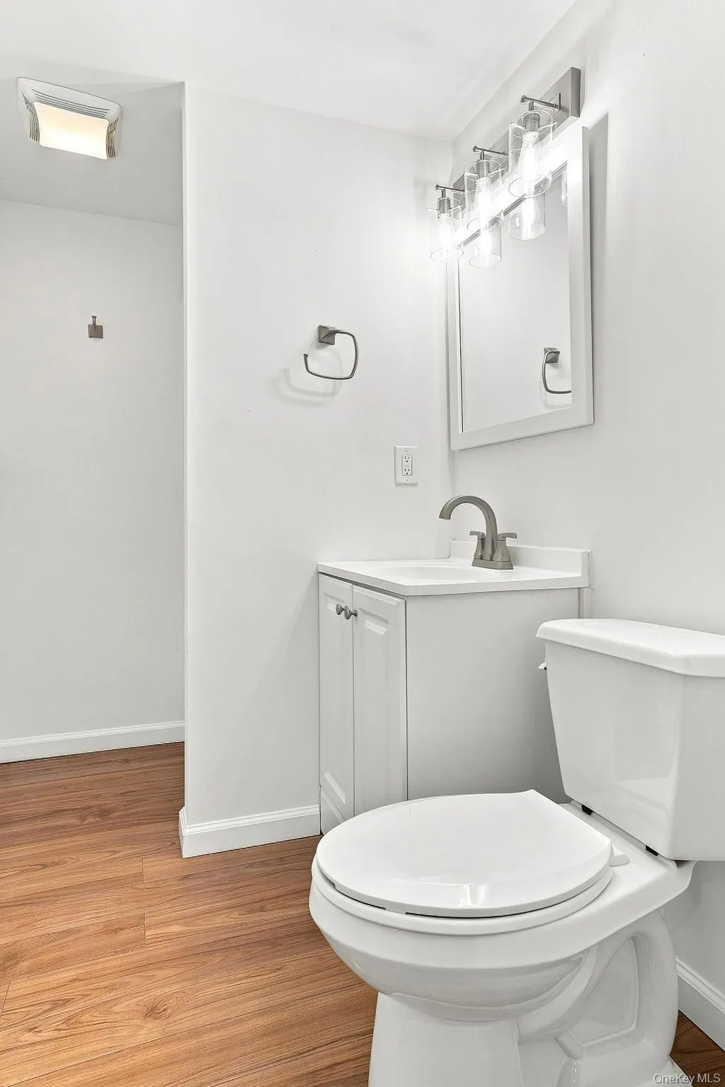 32 Red Oaks Mill Road, La Grange, NY, 3 Bedrooms Bedrooms, 9 Rooms Rooms,2 BathroomsBathrooms,Residential,For Rent,Red Oaks Mill,0,1038677 32 Red Oaks Mill Road, La Grange, NY, 3 Bedrooms Bedrooms, 9 Rooms Rooms,2 BathroomsBathrooms,Residential,For Rent,Red Oaks Mill,0,1038677