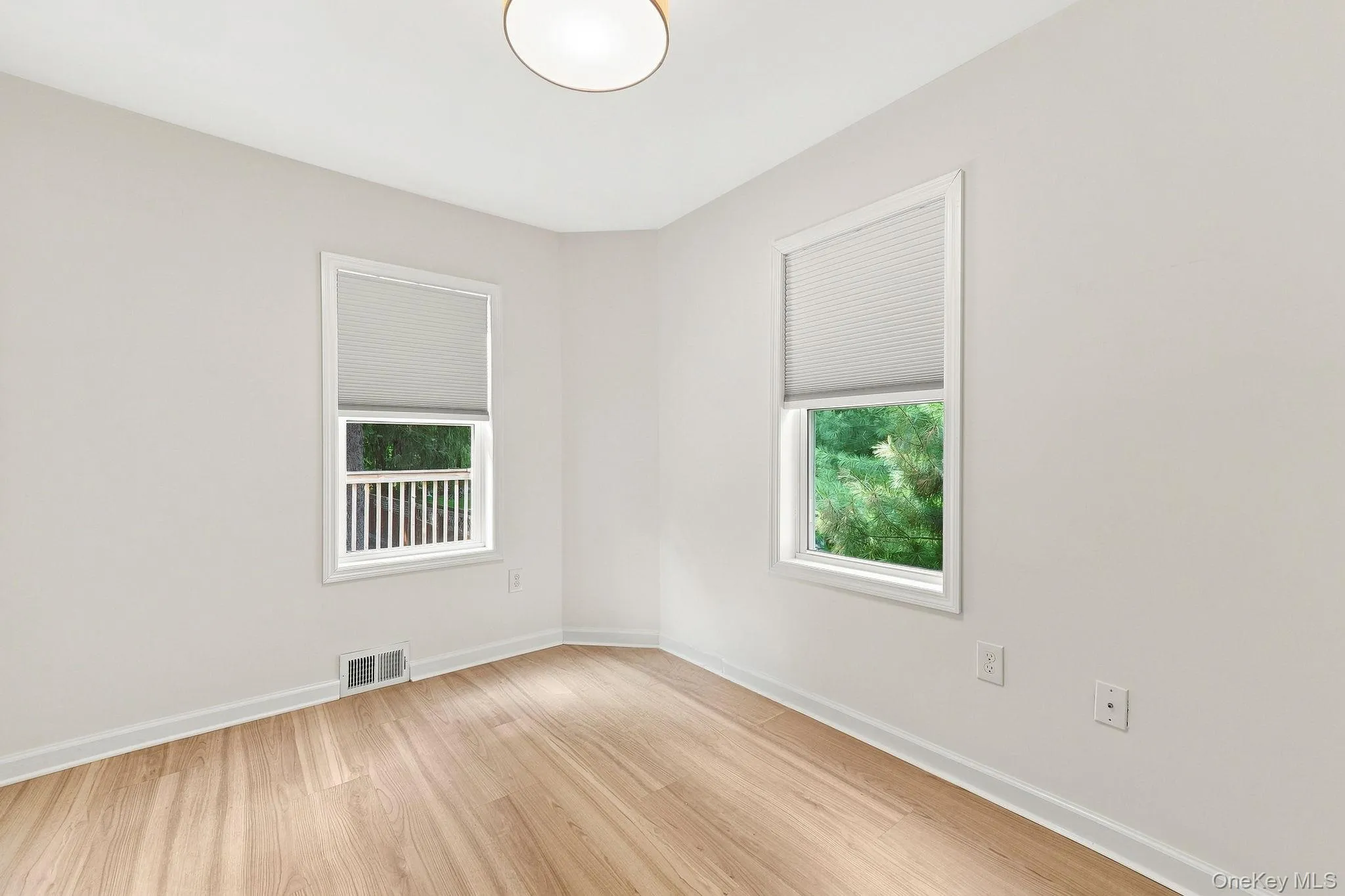 32 Red Oaks Mill Road, La Grange, NY, 3 Bedrooms Bedrooms, 9 Rooms Rooms,2 BathroomsBathrooms,Residential,For Rent,Red Oaks Mill,0,1038677 32 Red Oaks Mill Road, La Grange, NY, 3 Bedrooms Bedrooms, 9 Rooms Rooms,2 BathroomsBathrooms,Residential,For Rent,Red Oaks Mill,0,1038677