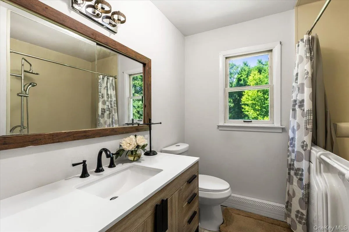 3 Jaycox Lane, East Fishkill, NY, 3 Bedrooms Bedrooms, 6 Rooms Rooms,1 BathroomBathrooms,Residential,For Rent,Jaycox,0,1038684 3 Jaycox Lane, East Fishkill, NY, 3 Bedrooms Bedrooms, 6 Rooms Rooms,1 BathroomBathrooms,Residential,For Rent,Jaycox,0,1038684