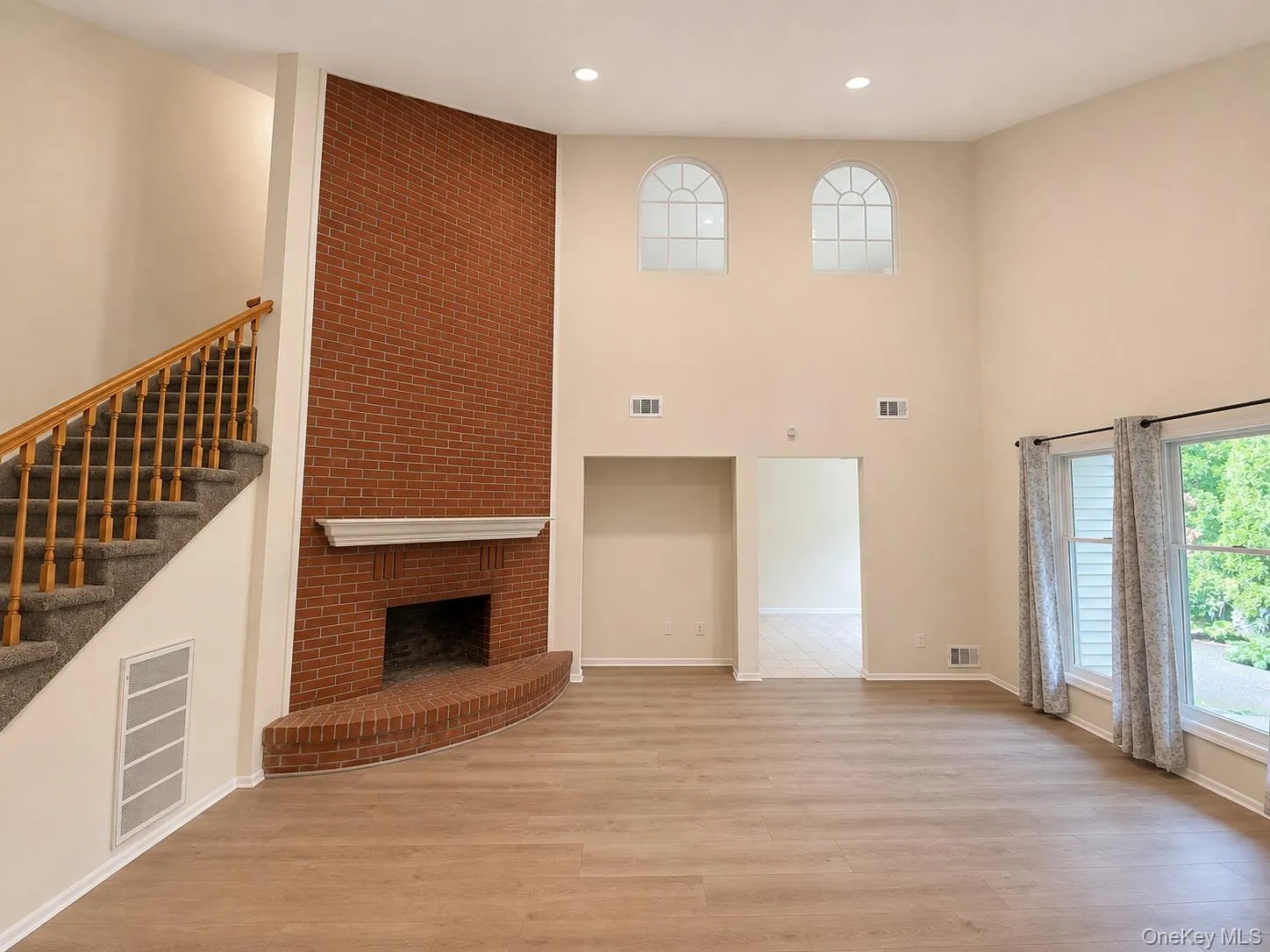 Spacious living room. Spacious living room.