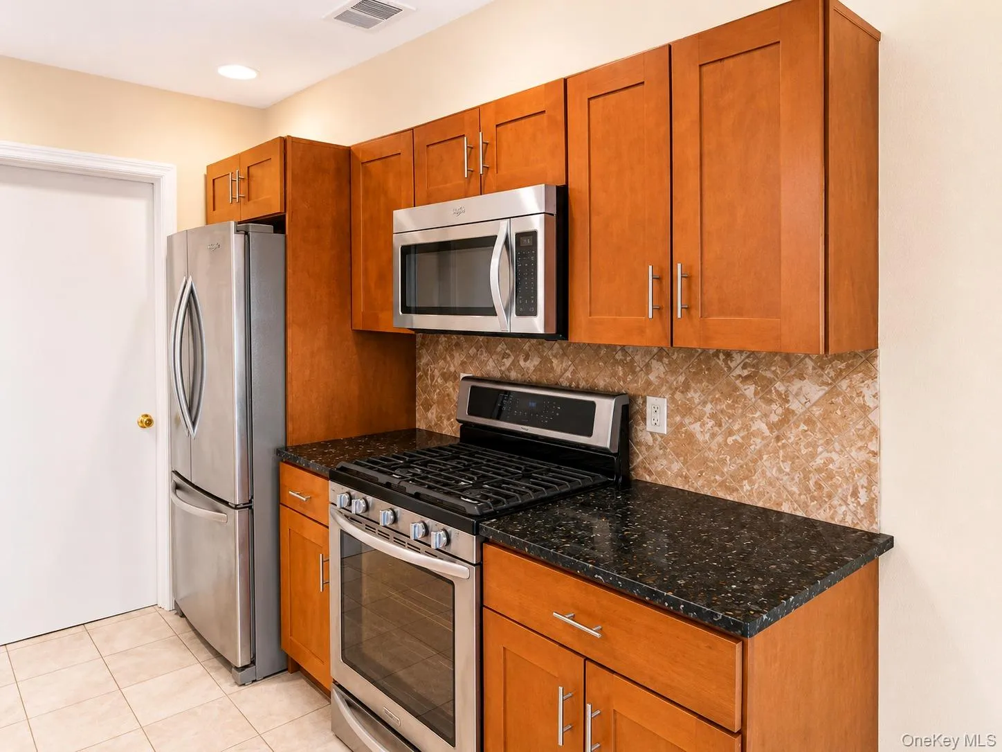 23 Weathervane Way, Warwick (town), NY, 3 Bedrooms Bedrooms, 7 Rooms Rooms,2 BathroomsBathrooms,Residential Lease,For Rent,Weathervane,0,1038686 23 Weathervane Way, Warwick (town), NY, 3 Bedrooms Bedrooms, 7 Rooms Rooms,2 BathroomsBathrooms,Residential Lease,For Rent,Weathervane,0,1038686