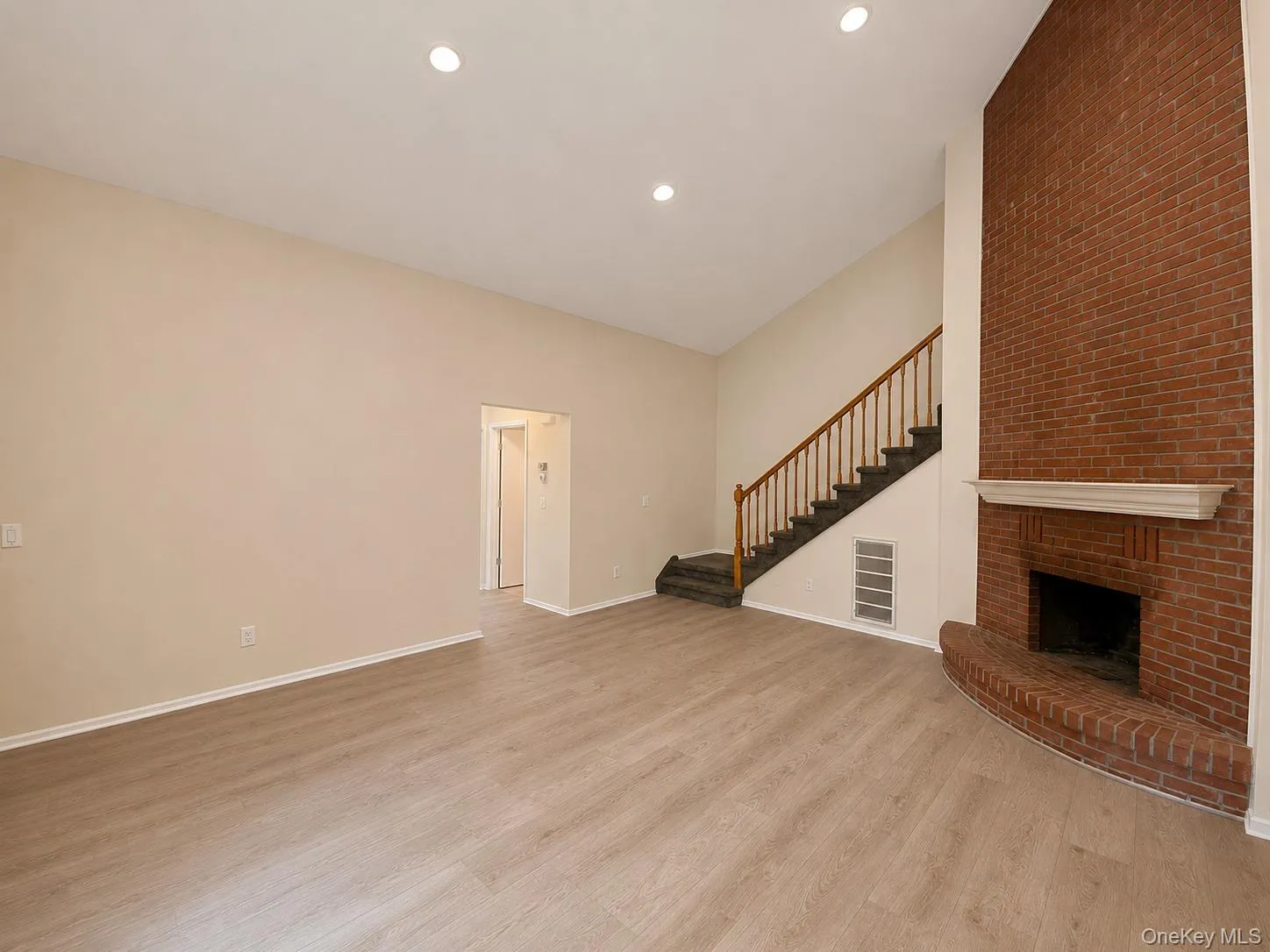 23 Weathervane Way, Warwick (town), NY, 3 Bedrooms Bedrooms, 7 Rooms Rooms,2 BathroomsBathrooms,Residential Lease,For Rent,Weathervane,0,1038686 23 Weathervane Way, Warwick (town), NY, 3 Bedrooms Bedrooms, 7 Rooms Rooms,2 BathroomsBathrooms,Residential Lease,For Rent,Weathervane,0,1038686