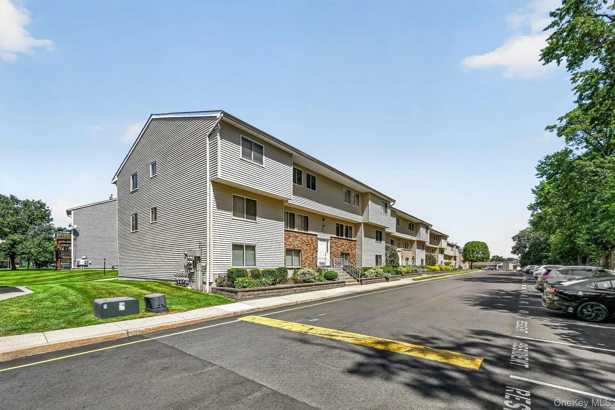 25 College Avenue, Clarkstown, NY, 2 Bedrooms Bedrooms, 7 Rooms Rooms,2 BathroomsBathrooms,Residential,For Rent,College,0,1038689 25 College Avenue, Clarkstown, NY, 2 Bedrooms Bedrooms, 7 Rooms Rooms,2 BathroomsBathrooms,Residential,For Rent,College,0,1038689