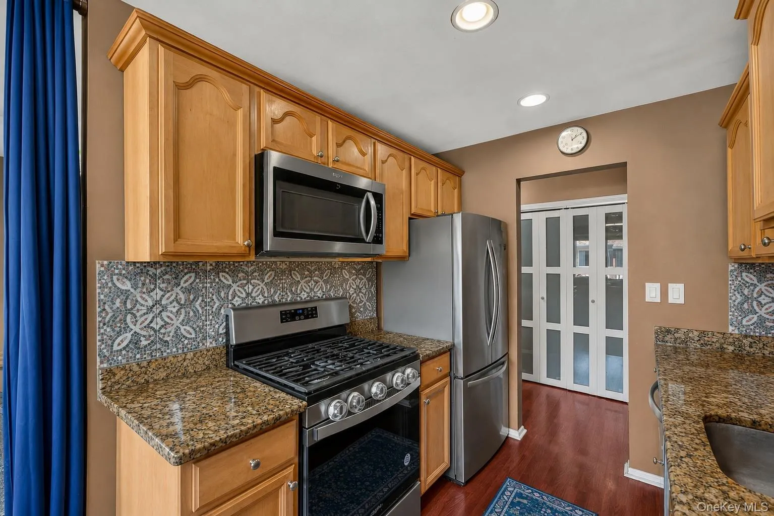 25 College Avenue, Clarkstown, NY, 2 Bedrooms Bedrooms, 7 Rooms Rooms,2 BathroomsBathrooms,Residential,For Rent,College,0,1038689 25 College Avenue, Clarkstown, NY, 2 Bedrooms Bedrooms, 7 Rooms Rooms,2 BathroomsBathrooms,Residential,For Rent,College,0,1038689
