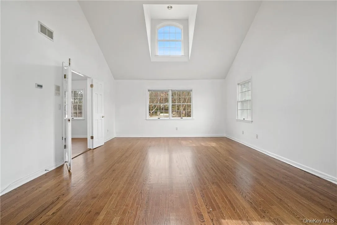 6 Dickson Lane, Bedford, NY, 4 Bedrooms Bedrooms, 12 Rooms Rooms,2 BathroomsBathrooms,Residential Lease,For Rent,Dickson,0,1038694 6 Dickson Lane, Bedford, NY, 4 Bedrooms Bedrooms, 12 Rooms Rooms,2 BathroomsBathrooms,Residential Lease,For Rent,Dickson,0,1038694