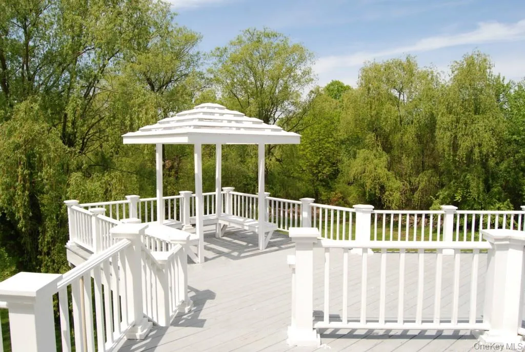 6 Dickson Lane, Bedford, NY, 4 Bedrooms Bedrooms, 12 Rooms Rooms,2 BathroomsBathrooms,Residential Lease,For Rent,Dickson,0,1038694 6 Dickson Lane, Bedford, NY, 4 Bedrooms Bedrooms, 12 Rooms Rooms,2 BathroomsBathrooms,Residential Lease,For Rent,Dickson,0,1038694