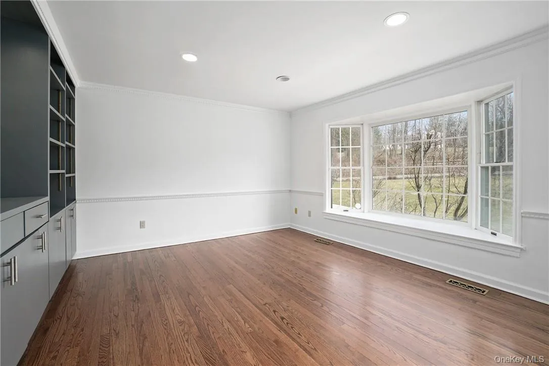 6 Dickson Lane, Bedford, NY, 4 Bedrooms Bedrooms, 12 Rooms Rooms,2 BathroomsBathrooms,Residential Lease,For Rent,Dickson,0,1038694 6 Dickson Lane, Bedford, NY, 4 Bedrooms Bedrooms, 12 Rooms Rooms,2 BathroomsBathrooms,Residential Lease,For Rent,Dickson,0,1038694