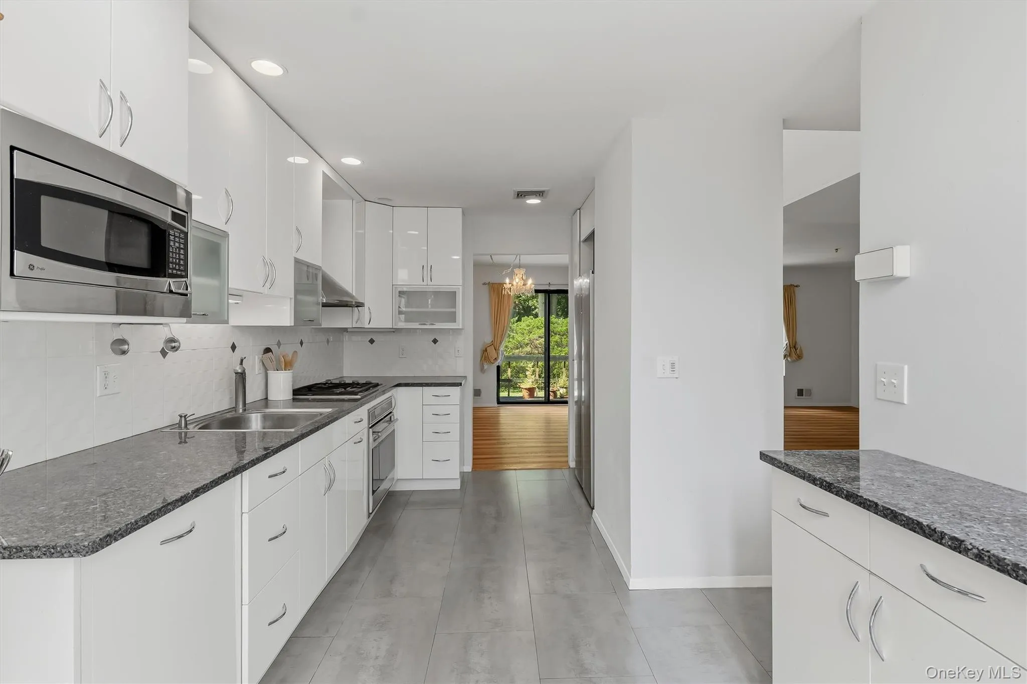 144 Stone Oaks Drive, Greenburgh, NY, 2 Bedrooms Bedrooms, 6 Rooms Rooms,2 BathroomsBathrooms,Residential,For Rent,Stone Oaks,0,1038697 144 Stone Oaks Drive, Greenburgh, NY, 2 Bedrooms Bedrooms, 6 Rooms Rooms,2 BathroomsBathrooms,Residential,For Rent,Stone Oaks,0,1038697