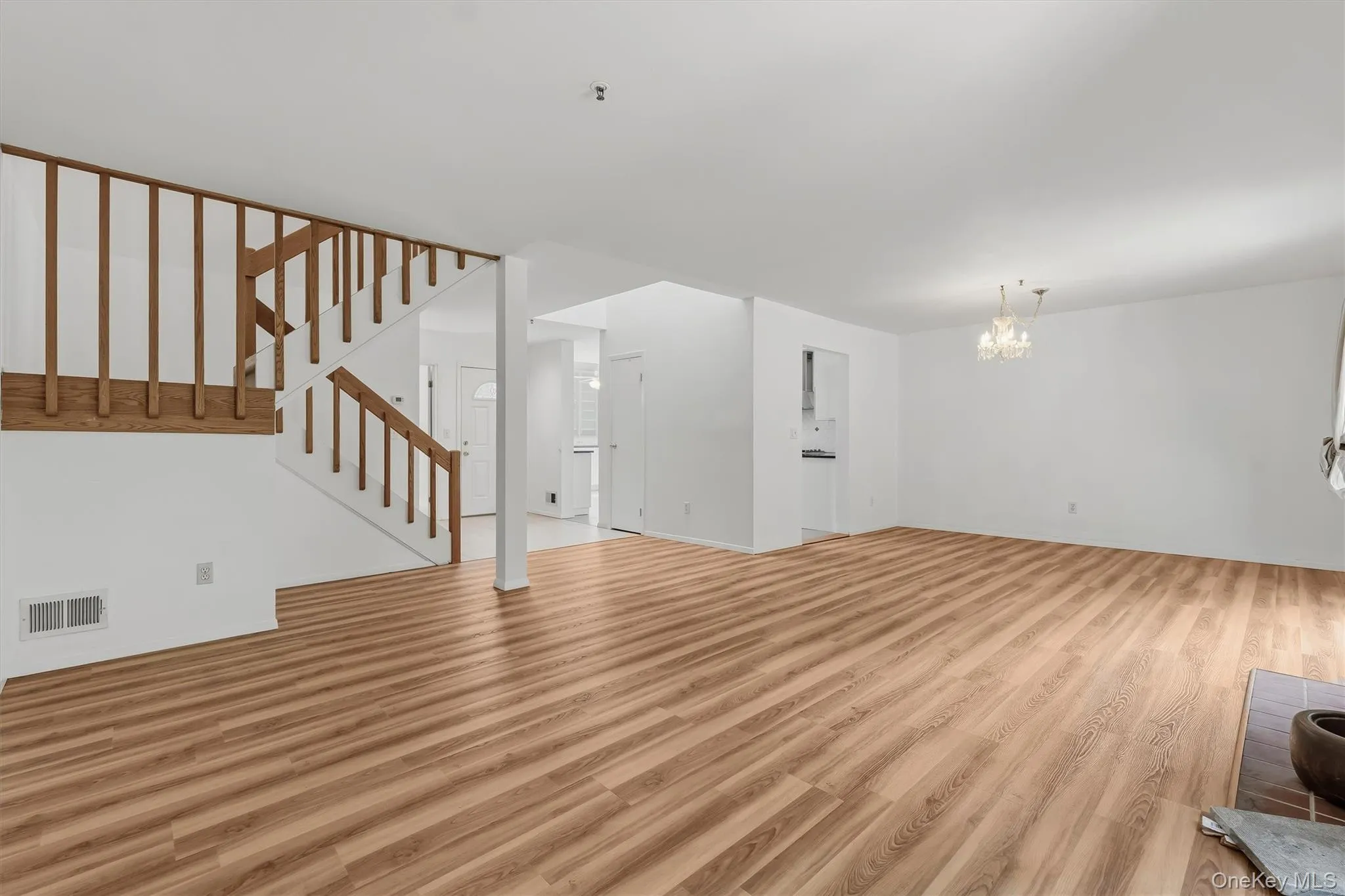 144 Stone Oaks Drive, Greenburgh, NY, 2 Bedrooms Bedrooms, 6 Rooms Rooms,2 BathroomsBathrooms,Residential,For Rent,Stone Oaks,0,1038697 144 Stone Oaks Drive, Greenburgh, NY, 2 Bedrooms Bedrooms, 6 Rooms Rooms,2 BathroomsBathrooms,Residential,For Rent,Stone Oaks,0,1038697