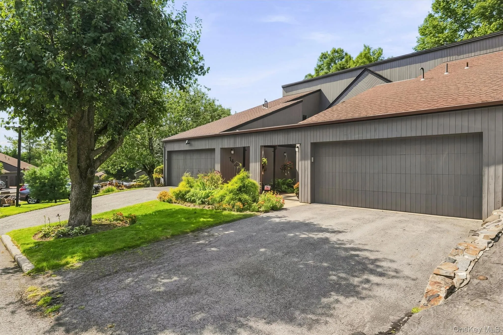 144 Stone Oaks Drive, Greenburgh, NY, 2 Bedrooms Bedrooms, 6 Rooms Rooms,2 BathroomsBathrooms,Residential,For Rent,Stone Oaks,0,1038697 144 Stone Oaks Drive, Greenburgh, NY, 2 Bedrooms Bedrooms, 6 Rooms Rooms,2 BathroomsBathrooms,Residential,For Rent,Stone Oaks,0,1038697
