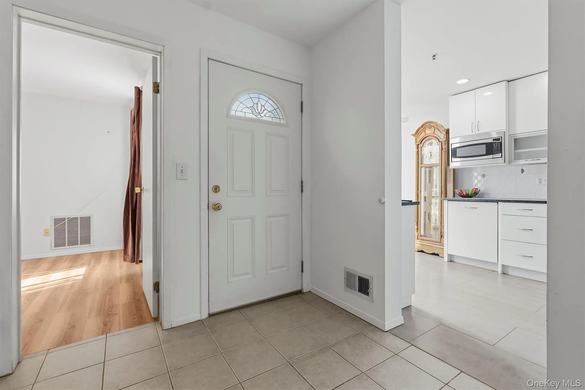 144 Stone Oaks Drive, Greenburgh, NY, 2 Bedrooms Bedrooms, 6 Rooms Rooms,2 BathroomsBathrooms,Residential,For Rent,Stone Oaks,0,1038697 144 Stone Oaks Drive, Greenburgh, NY, 2 Bedrooms Bedrooms, 6 Rooms Rooms,2 BathroomsBathrooms,Residential,For Rent,Stone Oaks,0,1038697