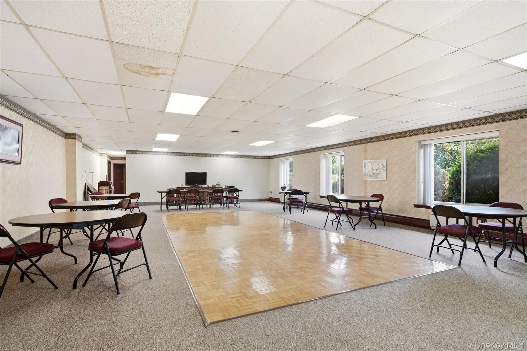 135 Post Avenue, North Hempstead, NY, 1 Bedroom Bedrooms, 4 Rooms Rooms,1 BathroomBathrooms,Residential,For Rent,Post,0,1038701 135 Post Avenue, North Hempstead, NY, 1 Bedroom Bedrooms, 4 Rooms Rooms,1 BathroomBathrooms,Residential,For Rent,Post,0,1038701
