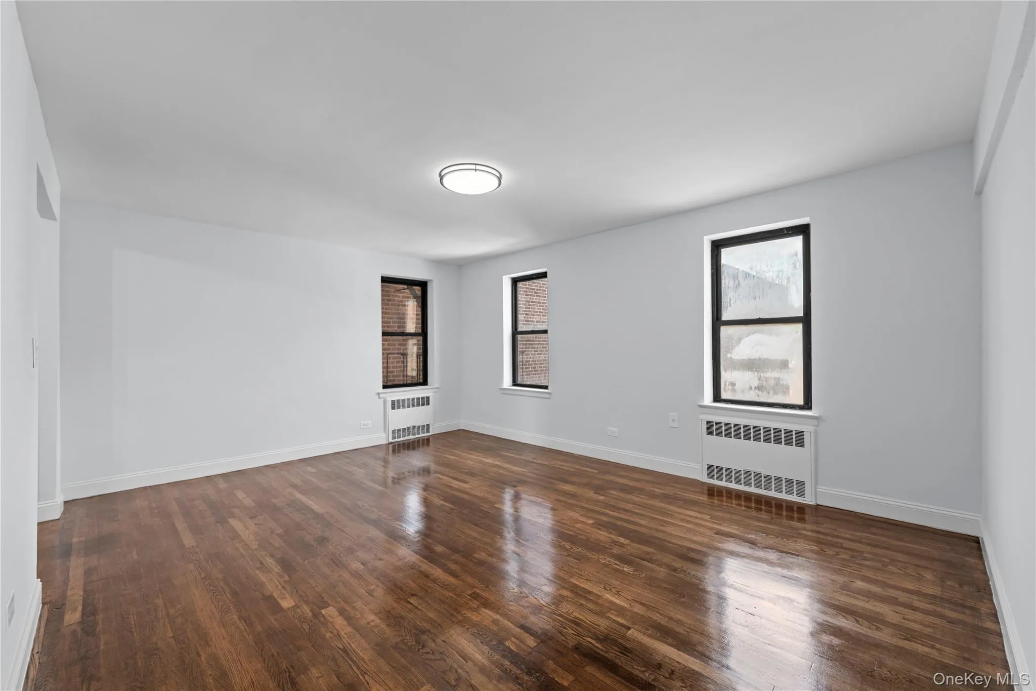 37-26 87th Street, New York, NY, 2 Bedrooms Bedrooms, 5 Rooms Rooms,1 BathroomBathrooms,Residential,For Rent,87th,0,1038706 37-26 87th Street, New York, NY, 2 Bedrooms Bedrooms, 5 Rooms Rooms,1 BathroomBathrooms,Residential,For Rent,87th,0,1038706