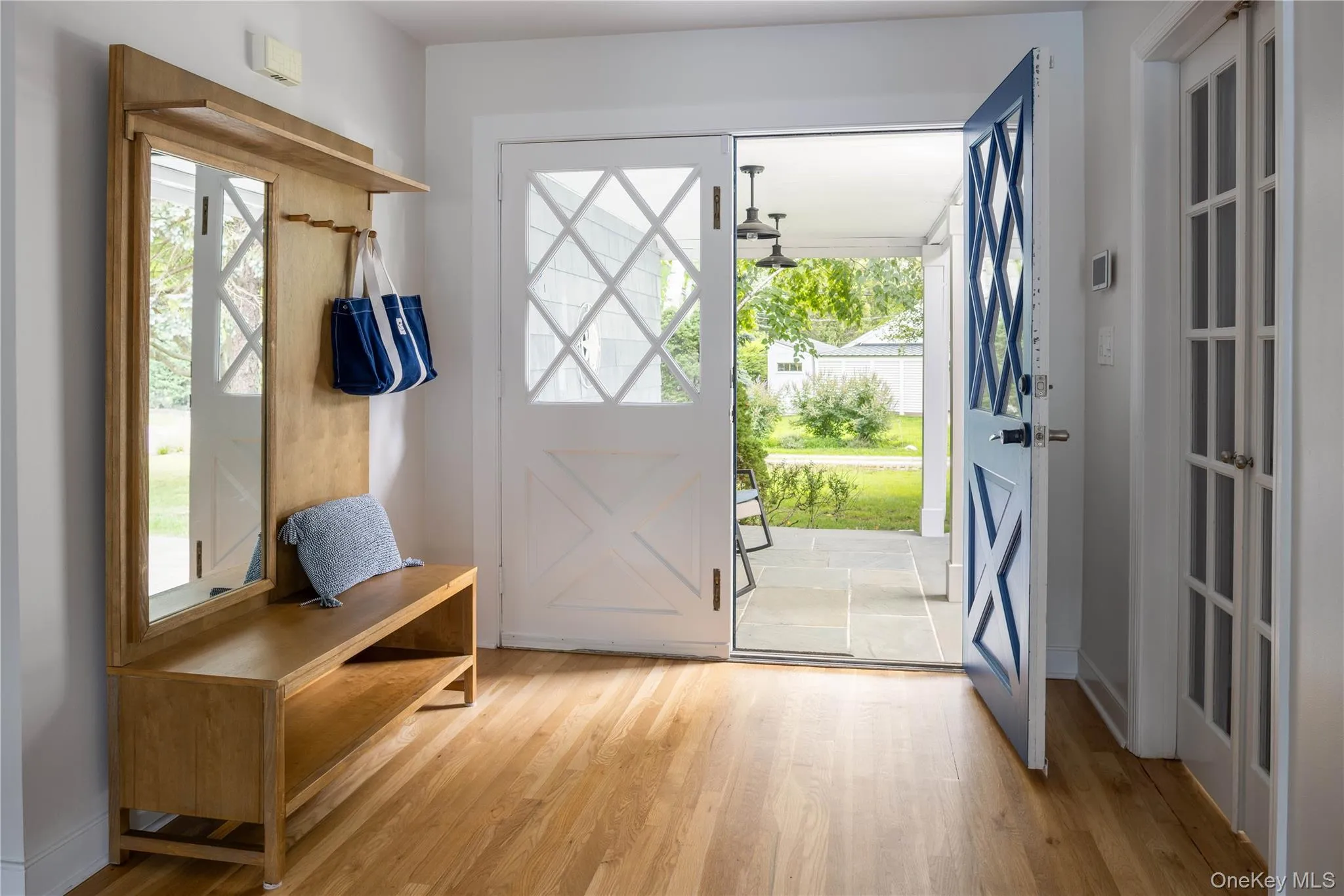 225 Lakeside Drive, Southold, NY, 3 Bedrooms Bedrooms, 7 Rooms Rooms,3 BathroomsBathrooms,Residential,For Rent,Lakeside,0,1038709 225 Lakeside Drive, Southold, NY, 3 Bedrooms Bedrooms, 7 Rooms Rooms,3 BathroomsBathrooms,Residential,For Rent,Lakeside,0,1038709