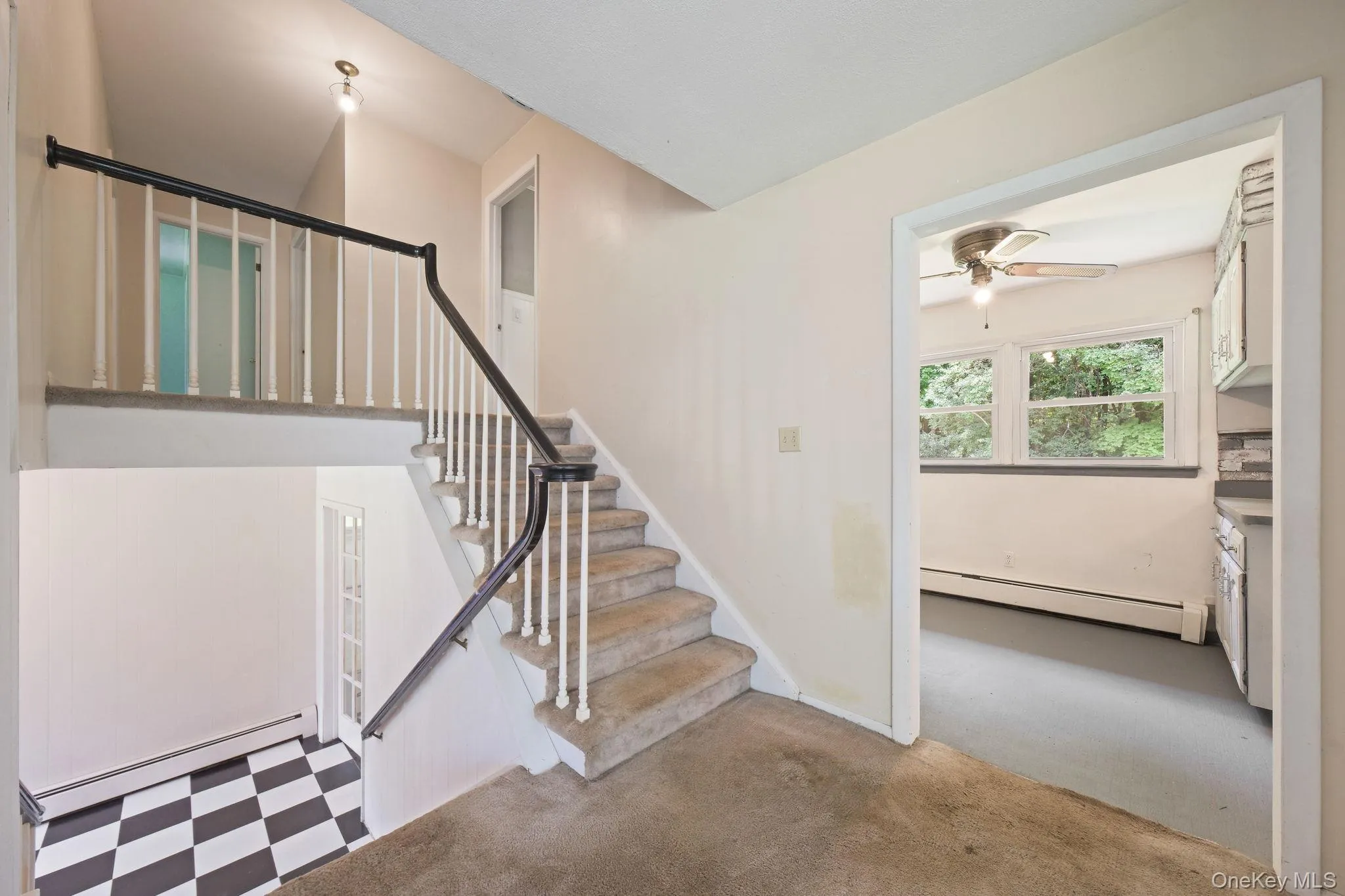 10 Creeden Drive, Middletown, NY, 3 Bedrooms Bedrooms, 7 Rooms Rooms,1 BathroomBathrooms,Residential,For Rent,Creeden,0,1038714 10 Creeden Drive, Middletown, NY, 3 Bedrooms Bedrooms, 7 Rooms Rooms,1 BathroomBathrooms,Residential,For Rent,Creeden,0,1038714