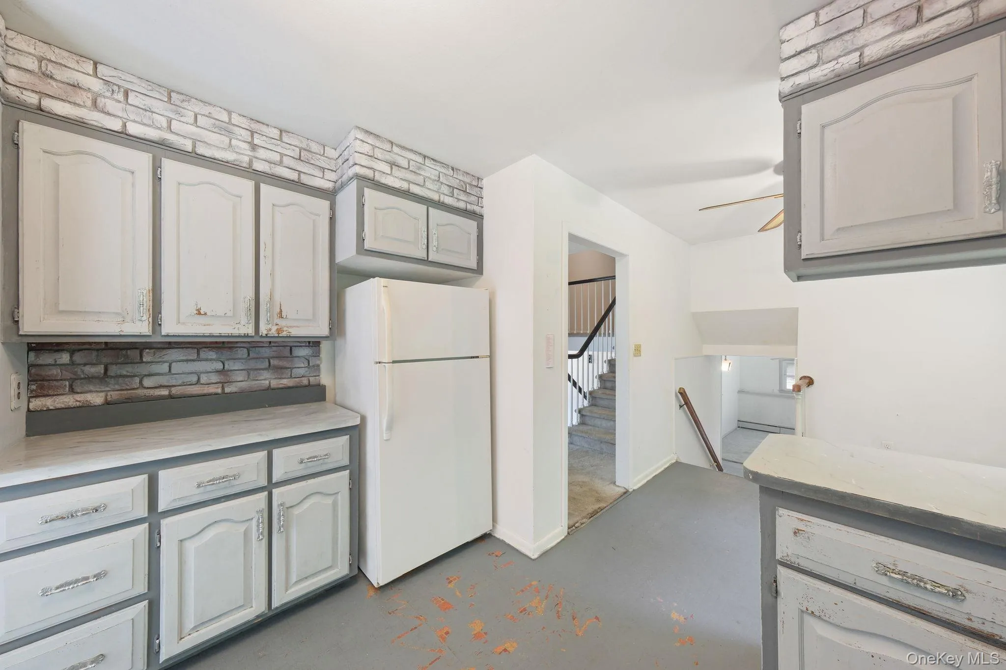 10 Creeden Drive, Middletown, NY, 3 Bedrooms Bedrooms, 7 Rooms Rooms,1 BathroomBathrooms,Residential,For Rent,Creeden,0,1038714 10 Creeden Drive, Middletown, NY, 3 Bedrooms Bedrooms, 7 Rooms Rooms,1 BathroomBathrooms,Residential,For Rent,Creeden,0,1038714