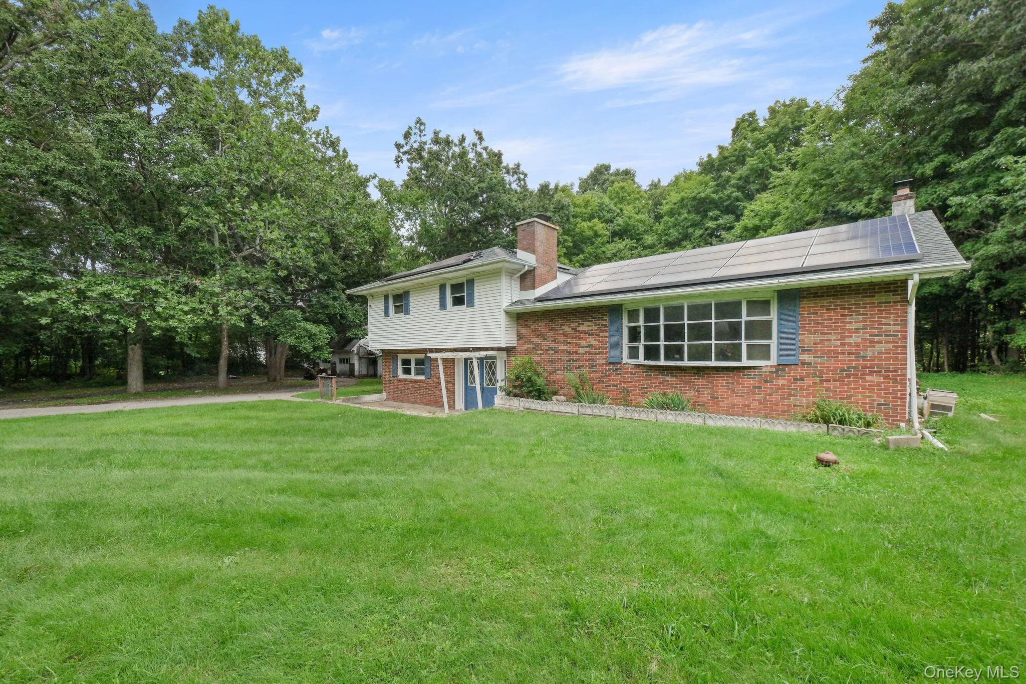 10 Creeden Drive, Middletown, NY, 3 Bedrooms Bedrooms, 7 Rooms Rooms,1 BathroomBathrooms,Residential,For Rent,Creeden,0,1038714 10 Creeden Drive, Middletown, NY, 3 Bedrooms Bedrooms, 7 Rooms Rooms,1 BathroomBathrooms,Residential,For Rent,Creeden,0,1038714