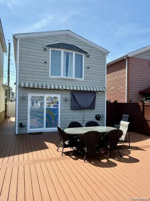 19 13th Road, New York, NY, 2 Bedrooms Bedrooms, 5 Rooms Rooms,1 BathroomBathrooms,Residential,For Rent,13th,0,1038717 19 13th Road, New York, NY, 2 Bedrooms Bedrooms, 5 Rooms Rooms,1 BathroomBathrooms,Residential,For Rent,13th,0,1038717