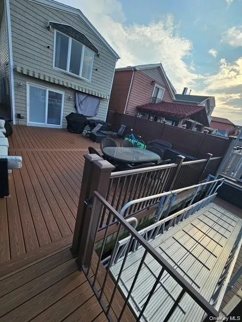 19 13th Road, New York, NY, 2 Bedrooms Bedrooms, 5 Rooms Rooms,1 BathroomBathrooms,Residential,For Rent,13th,0,1038717 19 13th Road, New York, NY, 2 Bedrooms Bedrooms, 5 Rooms Rooms,1 BathroomBathrooms,Residential,For Rent,13th,0,1038717