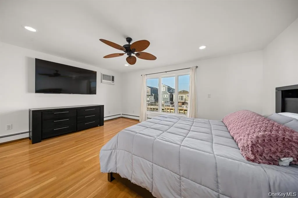 19 13th Road, New York, NY, 2 Bedrooms Bedrooms, 5 Rooms Rooms,1 BathroomBathrooms,Residential,For Rent,13th,0,1038717 19 13th Road, New York, NY, 2 Bedrooms Bedrooms, 5 Rooms Rooms,1 BathroomBathrooms,Residential,For Rent,13th,0,1038717