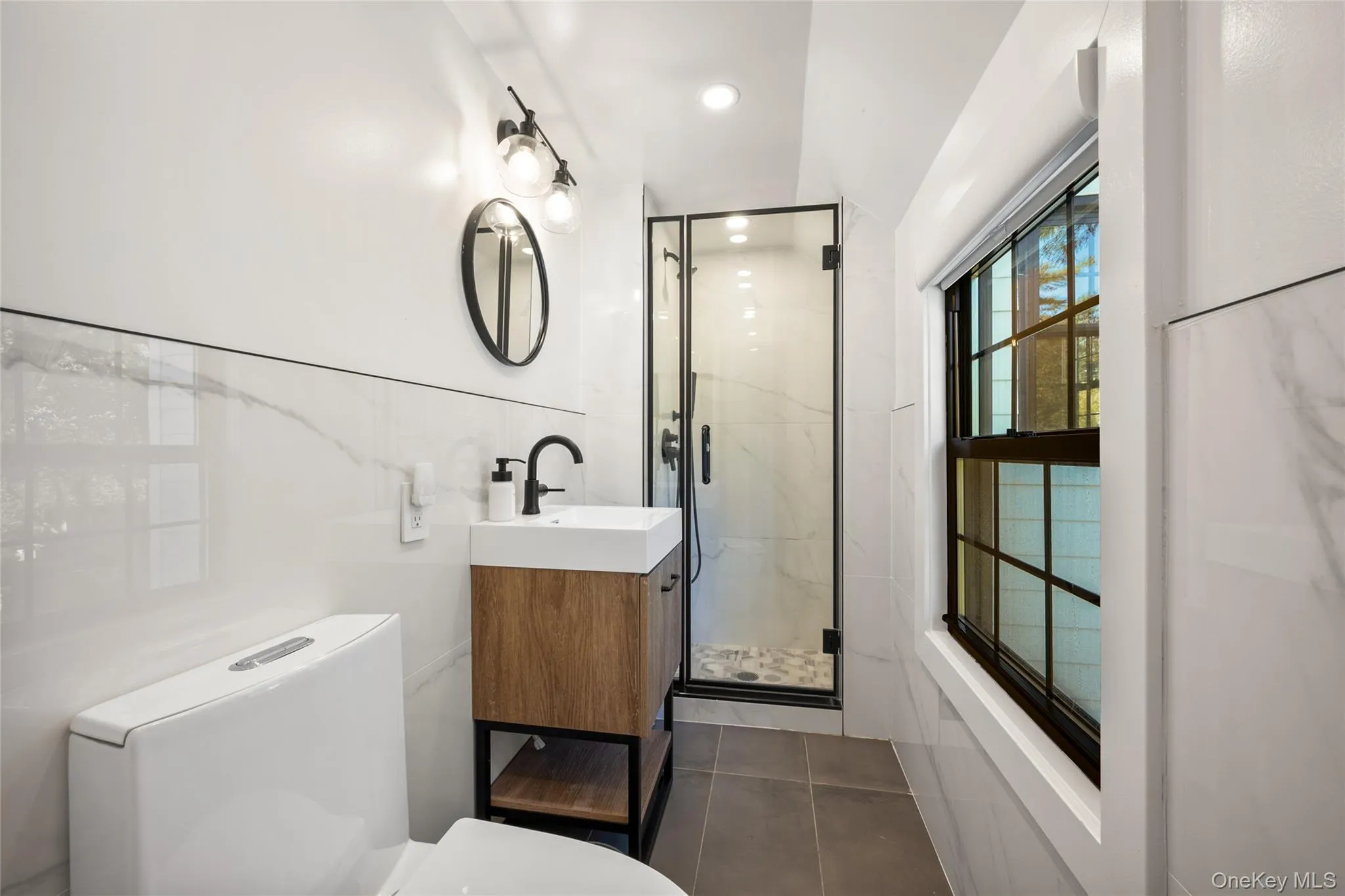 Bedroom ensuite bathroom Bedroom ensuite bathroom