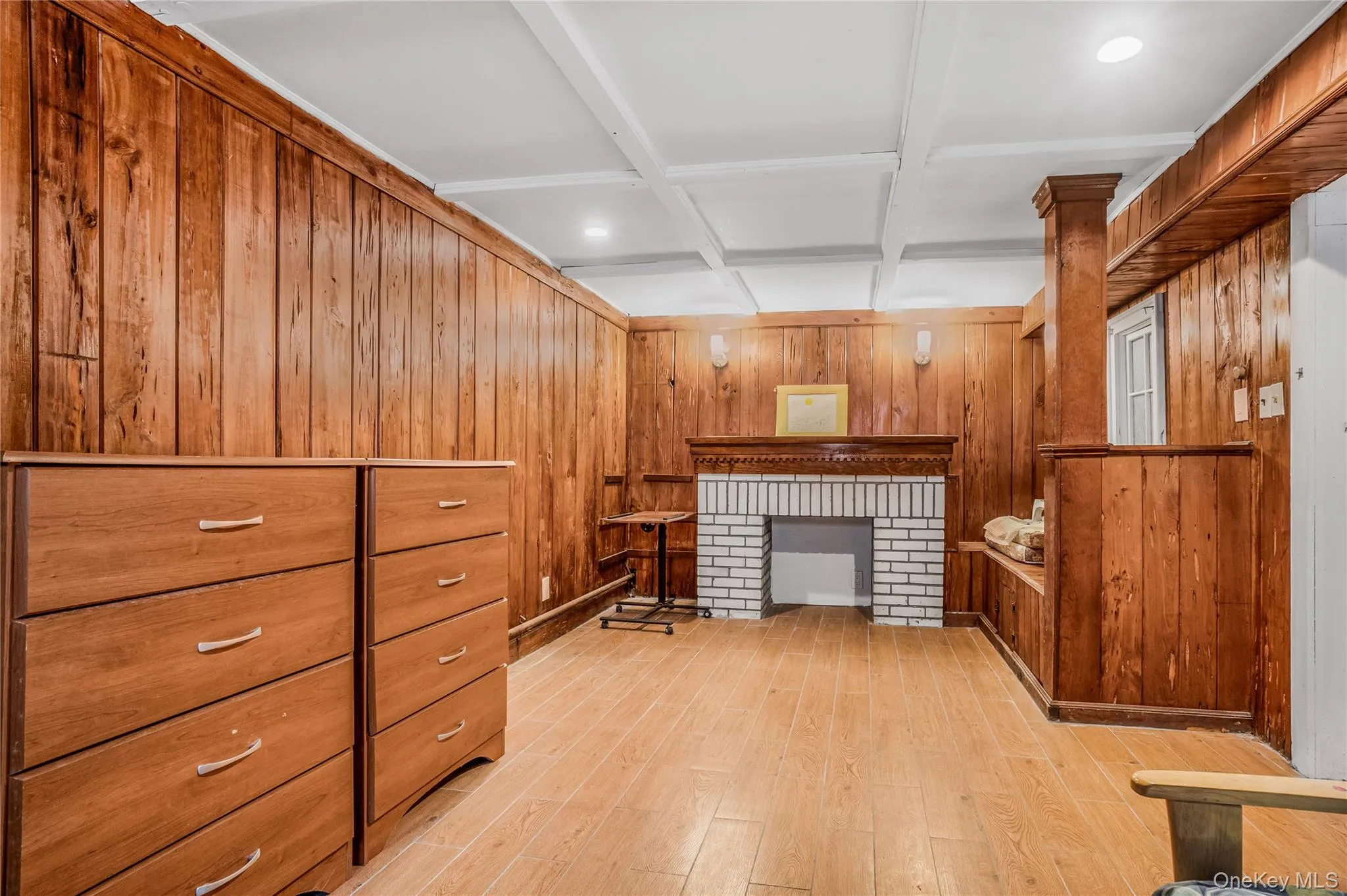 15 Broadway, North Hempstead, NY, 3 Bedrooms Bedrooms, 7 Rooms Rooms,2 BathroomsBathrooms,Residential Lease,For Rent,Broadway,0,1038726 15 Broadway, North Hempstead, NY, 3 Bedrooms Bedrooms, 7 Rooms Rooms,2 BathroomsBathrooms,Residential Lease,For Rent,Broadway,0,1038726