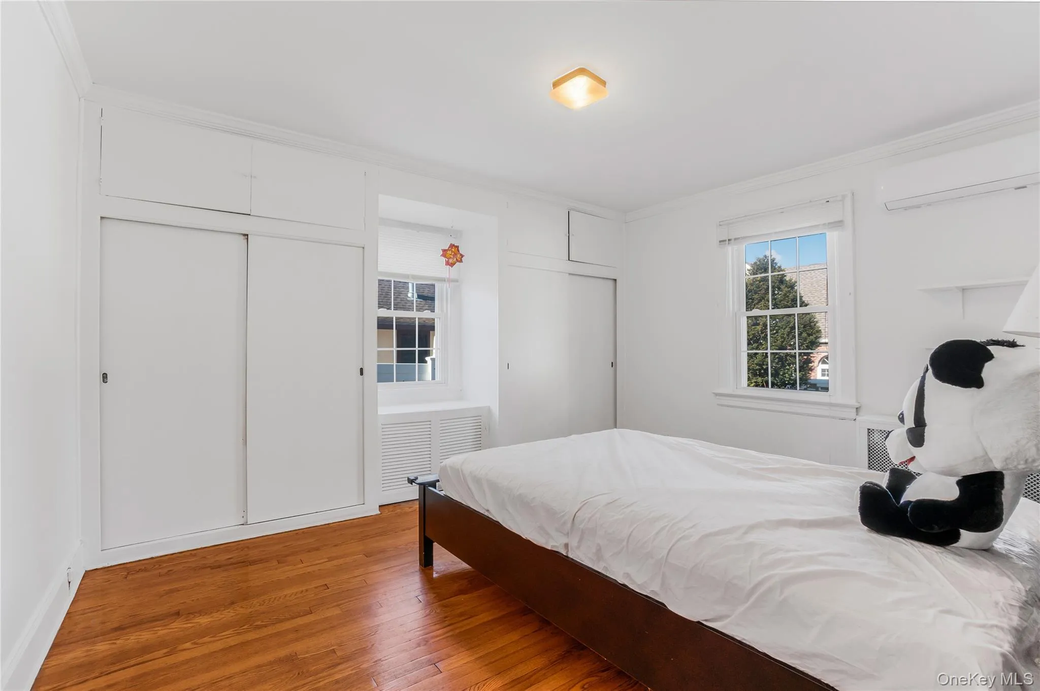 15 Broadway, North Hempstead, NY, 3 Bedrooms Bedrooms, 7 Rooms Rooms,2 BathroomsBathrooms,Residential Lease,For Rent,Broadway,0,1038726 15 Broadway, North Hempstead, NY, 3 Bedrooms Bedrooms, 7 Rooms Rooms,2 BathroomsBathrooms,Residential Lease,For Rent,Broadway,0,1038726