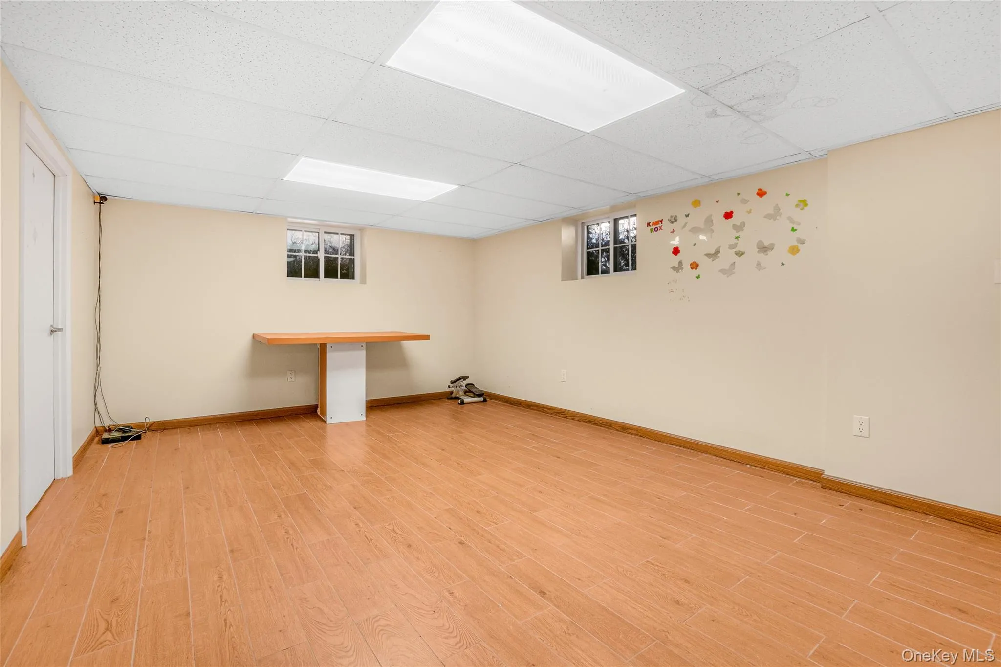 15 Broadway, North Hempstead, NY, 3 Bedrooms Bedrooms, 7 Rooms Rooms,2 BathroomsBathrooms,Residential Lease,For Rent,Broadway,0,1038726 15 Broadway, North Hempstead, NY, 3 Bedrooms Bedrooms, 7 Rooms Rooms,2 BathroomsBathrooms,Residential Lease,For Rent,Broadway,0,1038726