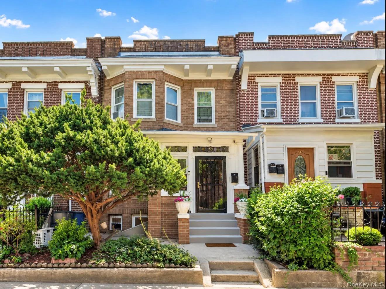 16 Adler Place, New York, NY, 4 Bedrooms Bedrooms, 7 Rooms Rooms,1 BathroomBathrooms,Residential,For Rent,Adler,0,1038735 16 Adler Place, New York, NY, 4 Bedrooms Bedrooms, 7 Rooms Rooms,1 BathroomBathrooms,Residential,For Rent,Adler,0,1038735