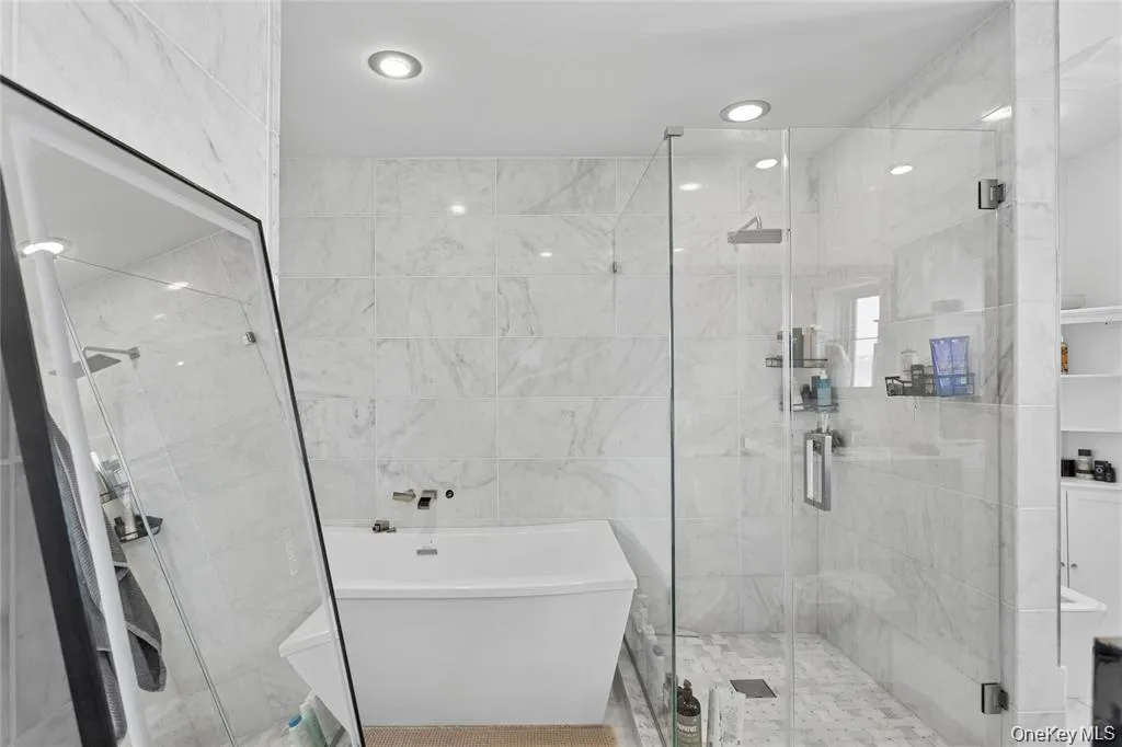 416 bay Drive, Long Beach, NY, 5 Bedrooms Bedrooms, 14 Rooms Rooms,3 BathroomsBathrooms,Residential Lease,For Rent,bay,0,1038740 416 bay Drive, Long Beach, NY, 5 Bedrooms Bedrooms, 14 Rooms Rooms,3 BathroomsBathrooms,Residential Lease,For Rent,bay,0,1038740