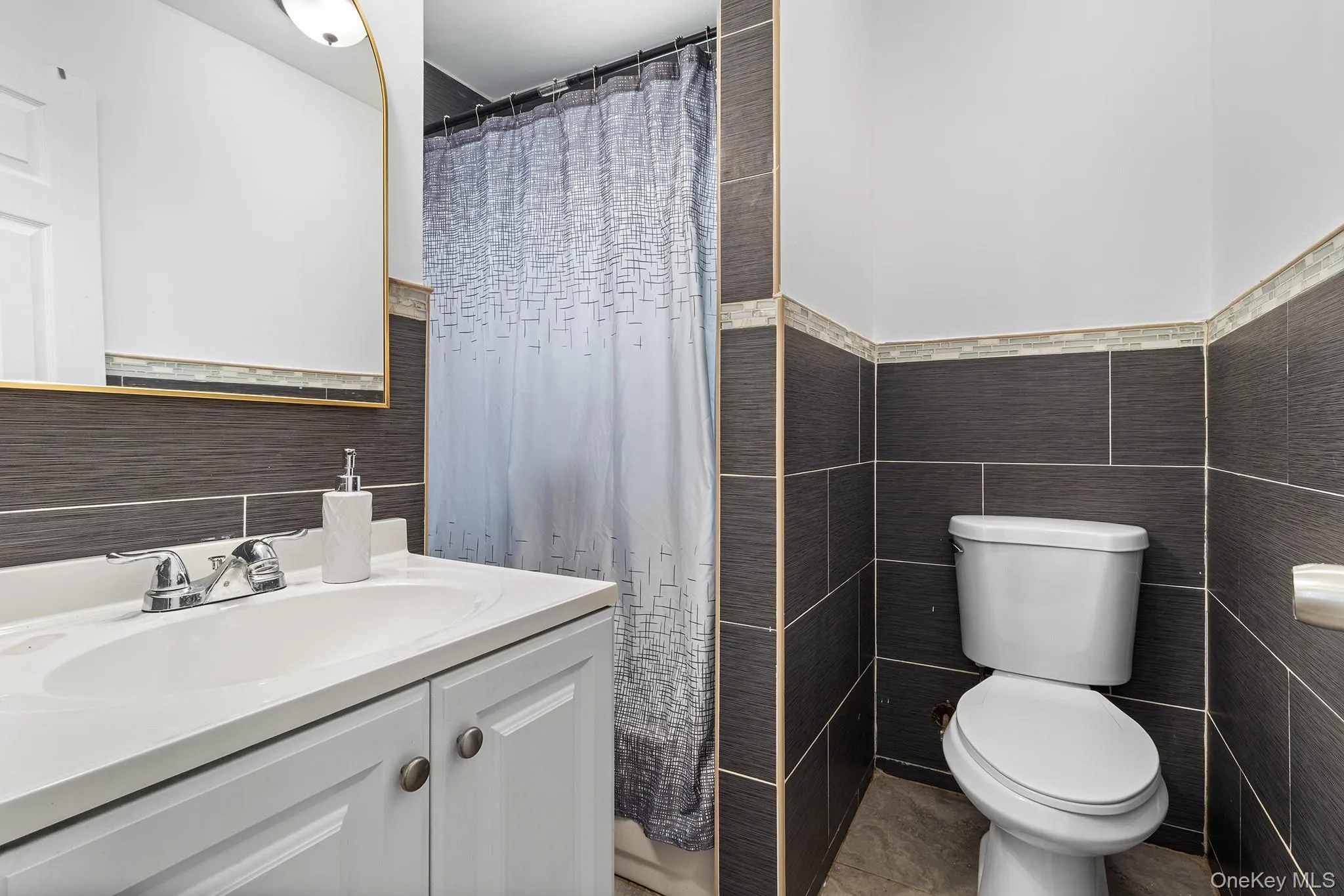 129 Lawson Street, Hempstead, NY, 3 Bedrooms Bedrooms, 5 Rooms Rooms,2 BathroomsBathrooms,Residential,For Rent,Lawson,0,1038742 129 Lawson Street, Hempstead, NY, 3 Bedrooms Bedrooms, 5 Rooms Rooms,2 BathroomsBathrooms,Residential,For Rent,Lawson,0,1038742