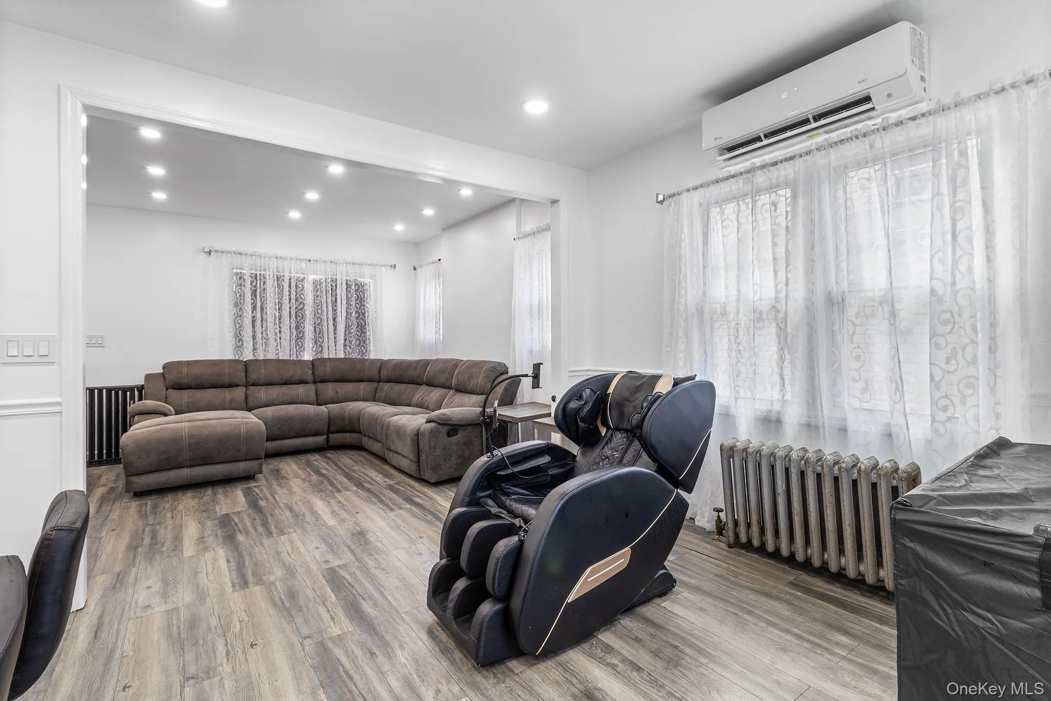 129 Lawson Street, Hempstead, NY, 3 Bedrooms Bedrooms, 5 Rooms Rooms,2 BathroomsBathrooms,Residential,For Rent,Lawson,0,1038742 129 Lawson Street, Hempstead, NY, 3 Bedrooms Bedrooms, 5 Rooms Rooms,2 BathroomsBathrooms,Residential,For Rent,Lawson,0,1038742