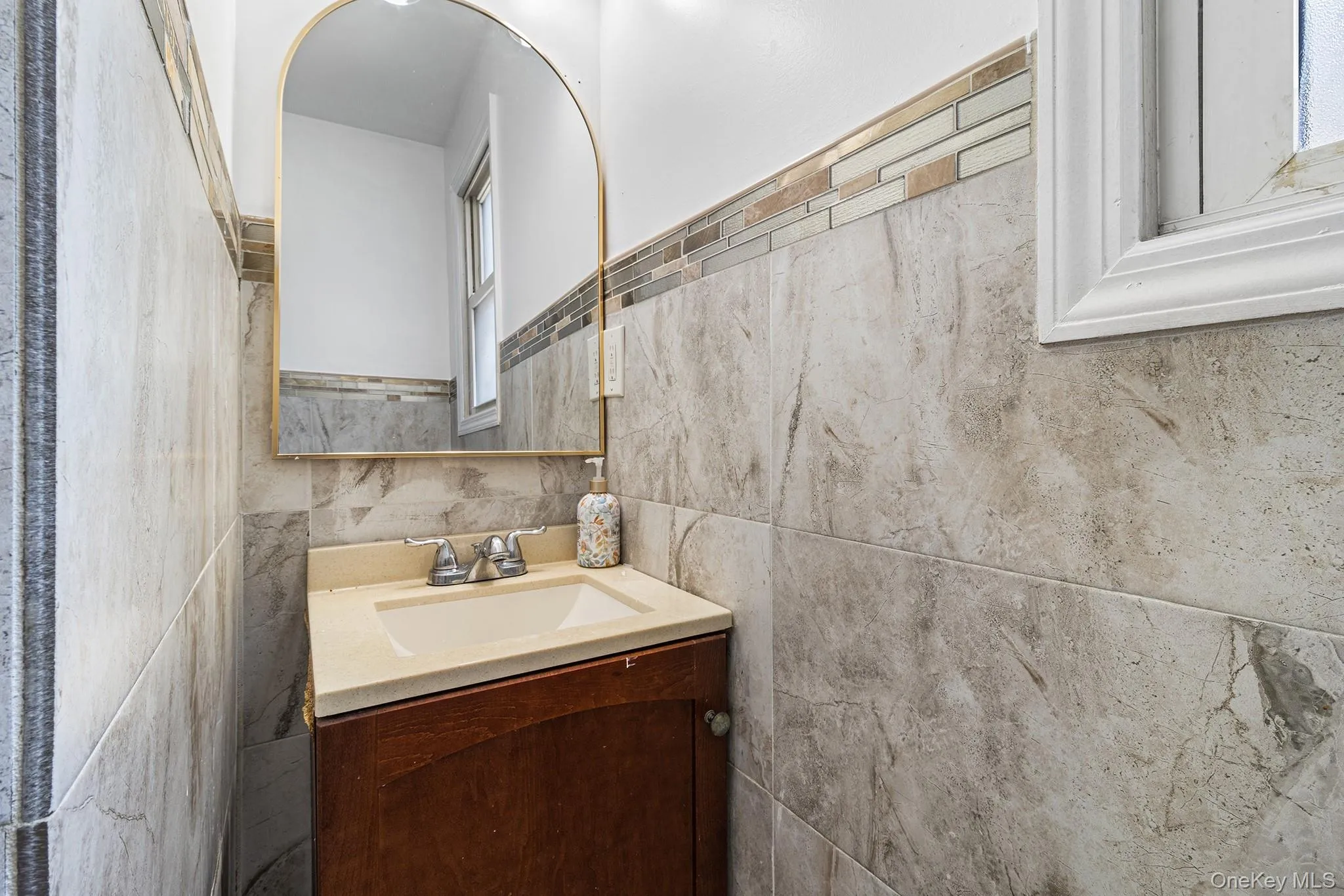 129 Lawson Street, Hempstead, NY, 3 Bedrooms Bedrooms, 5 Rooms Rooms,2 BathroomsBathrooms,Residential,For Rent,Lawson,0,1038742 129 Lawson Street, Hempstead, NY, 3 Bedrooms Bedrooms, 5 Rooms Rooms,2 BathroomsBathrooms,Residential,For Rent,Lawson,0,1038742
